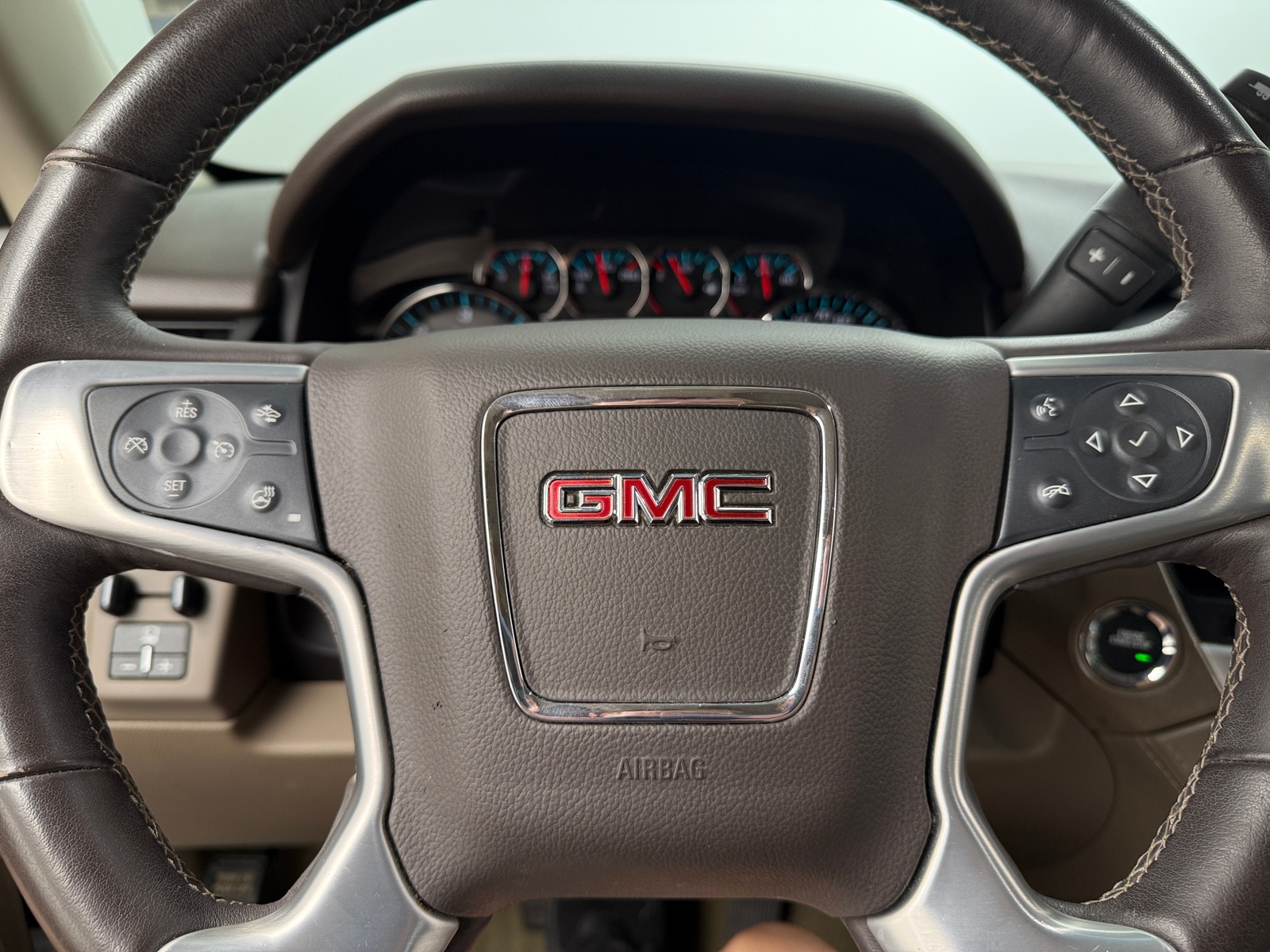 Thumbnail: 2018 GMC Yukon - 4