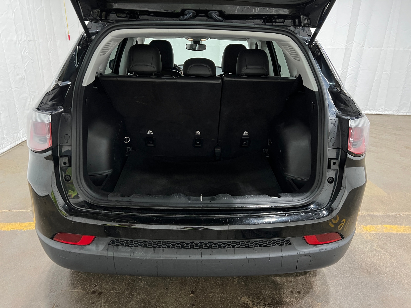 Thumbnail: 2018 Jeep Compass - 7