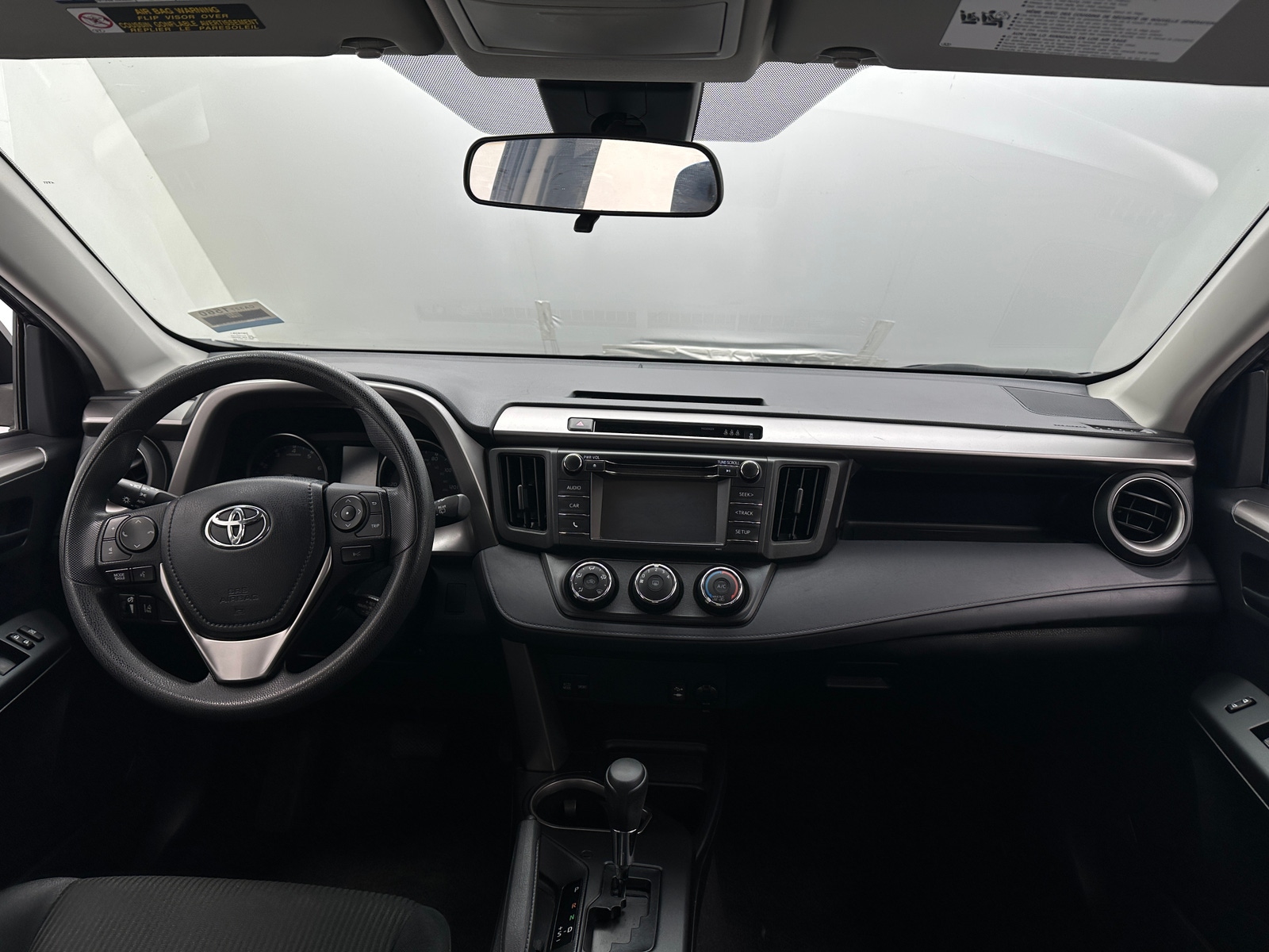 Thumbnail: 2018 Toyota RAV4 - 3