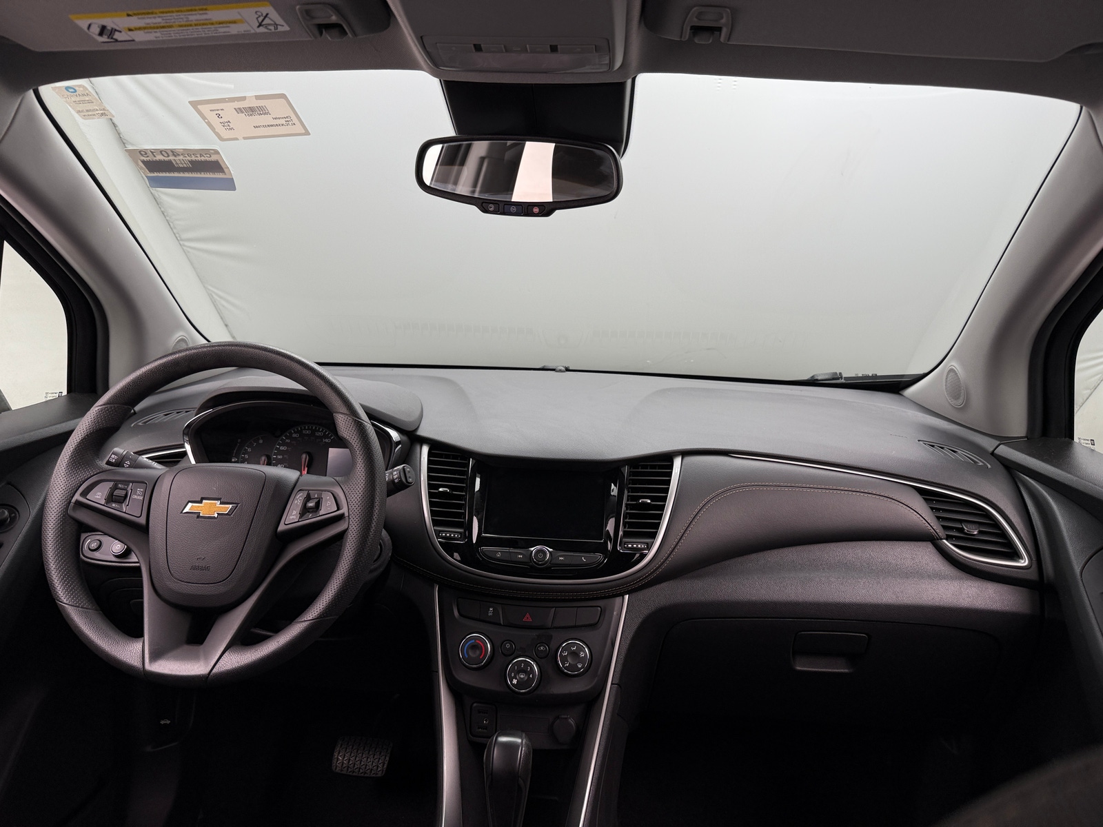 Thumbnail: 2021 Chevrolet Trax - 3