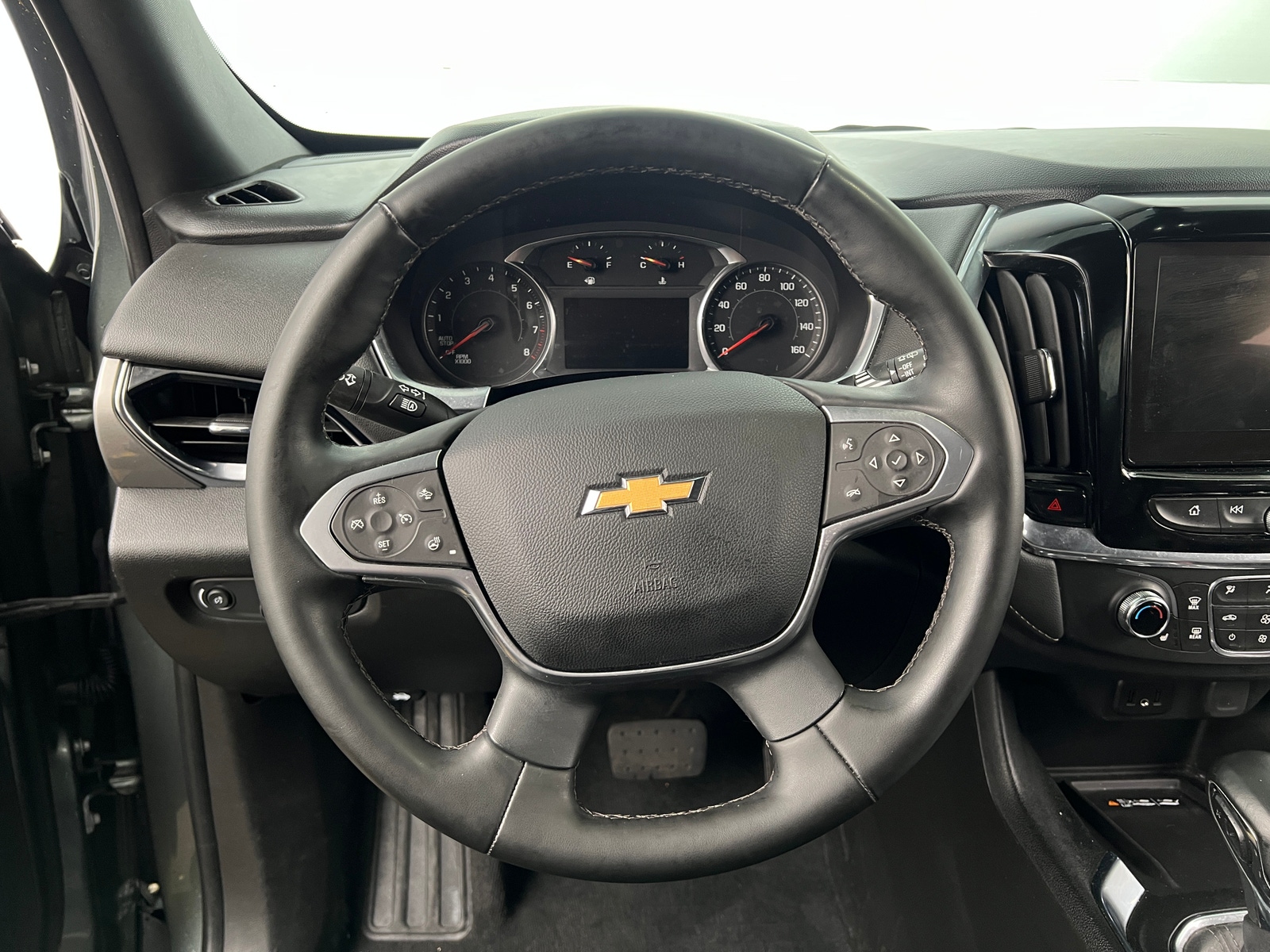 Thumbnail: 2023 Chevrolet Traverse - 4
