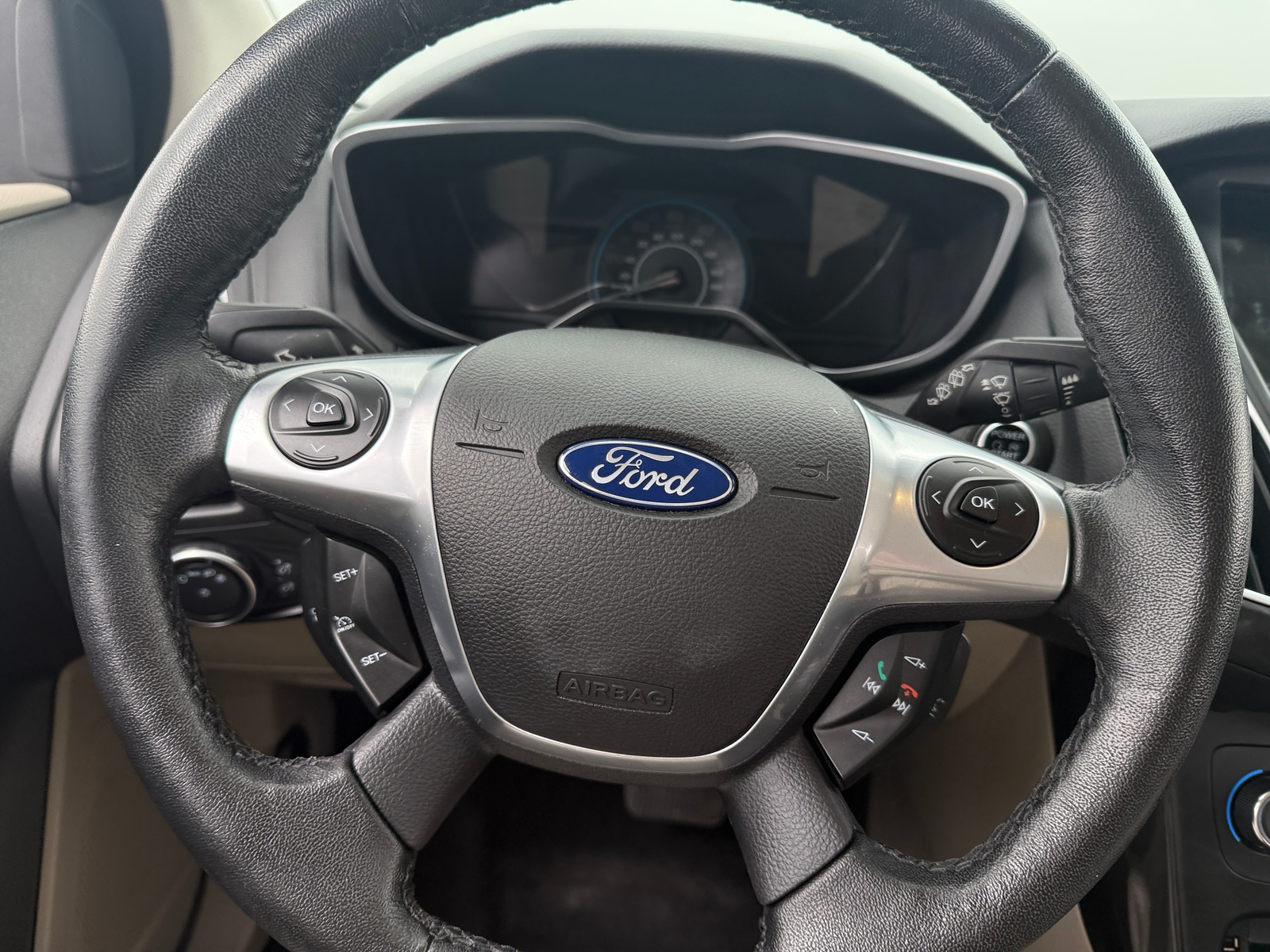 Thumbnail: 2016 Ford Focus - 4