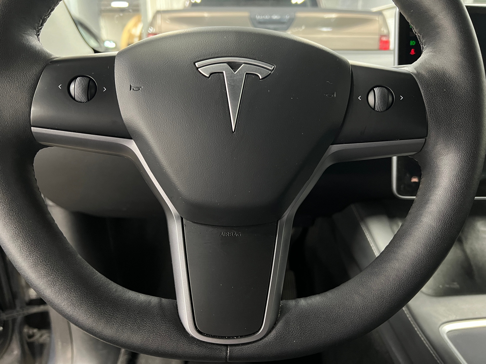 Thumbnail: 2023 Tesla Model Y - 4