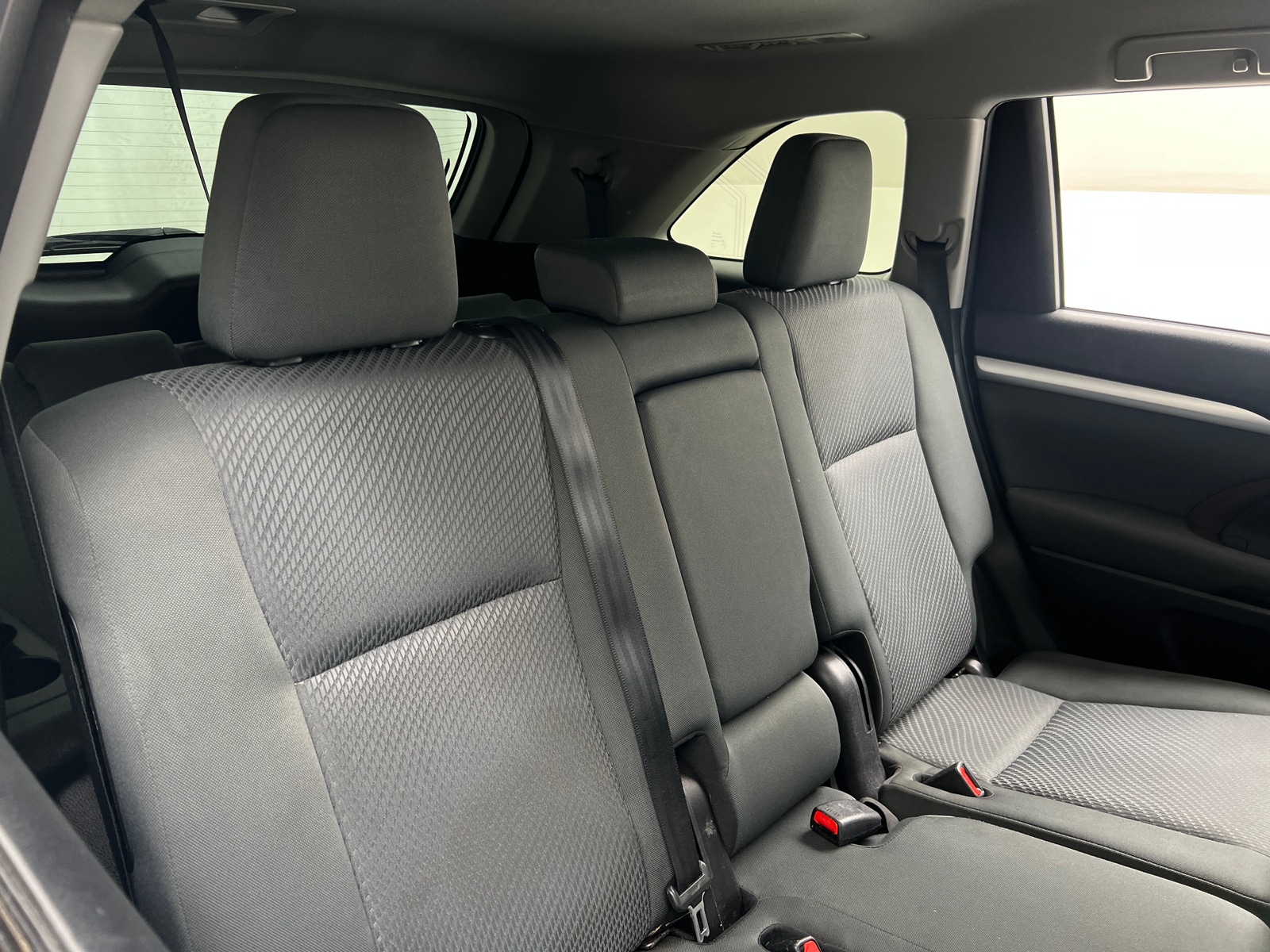 Thumbnail: 2019 Toyota Highlander - 6