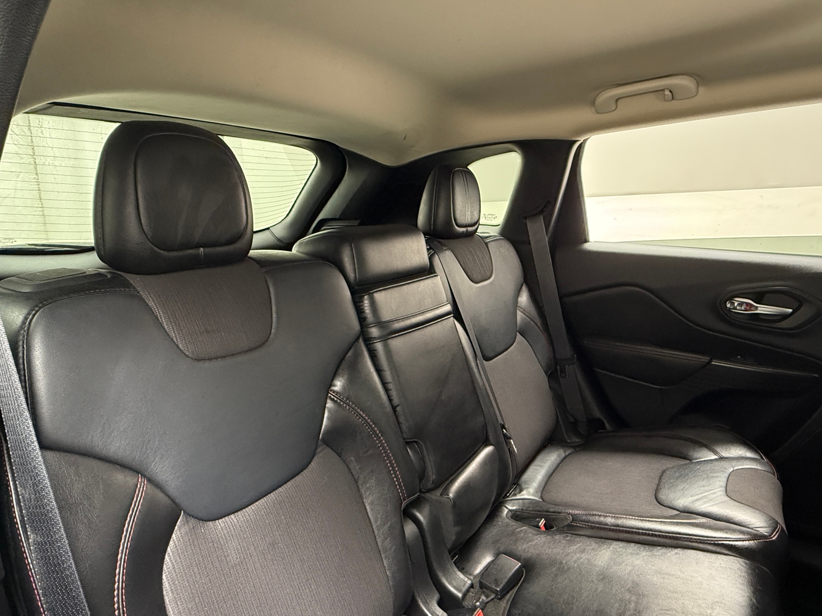Thumbnail: 2014 Jeep Cherokee - 6
