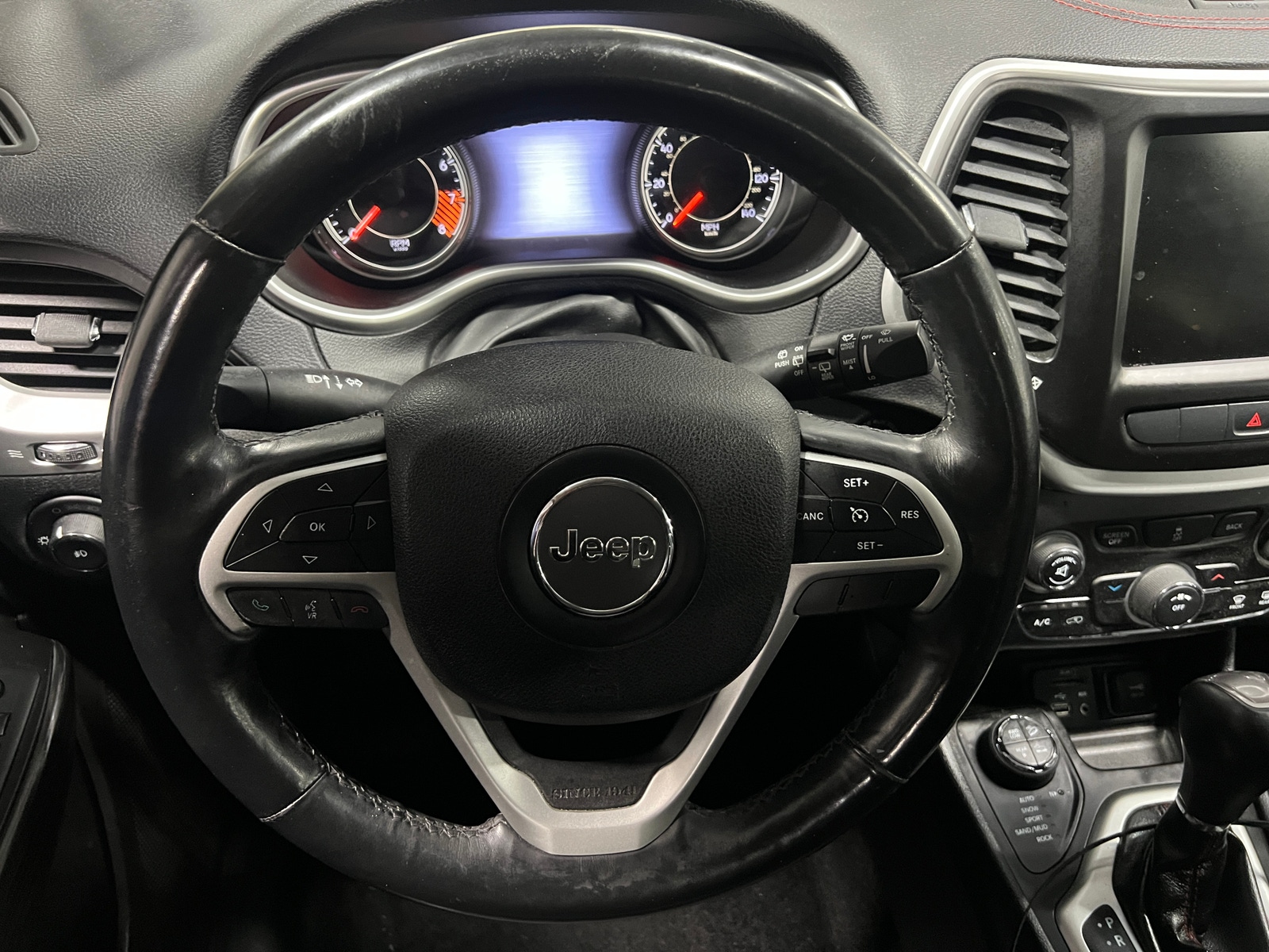 Thumbnail: 2014 Jeep Cherokee - 5