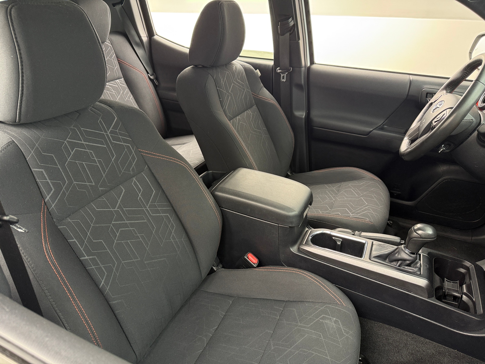 Thumbnail: 2016 Toyota Tacoma - 2