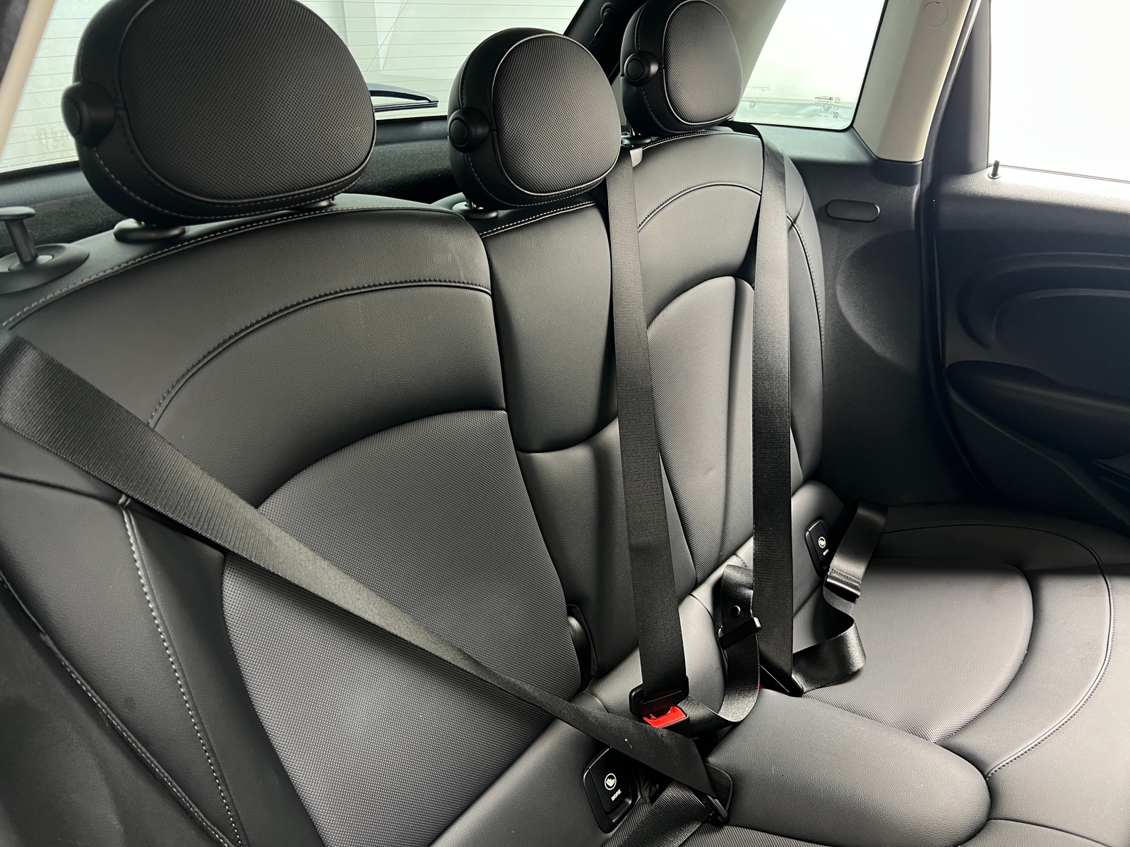 Thumbnail: 2019 MINI Cooper Hardtop - 5