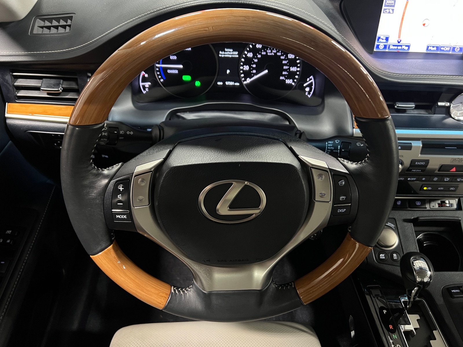 Thumbnail: 2014 Lexus ES - 4