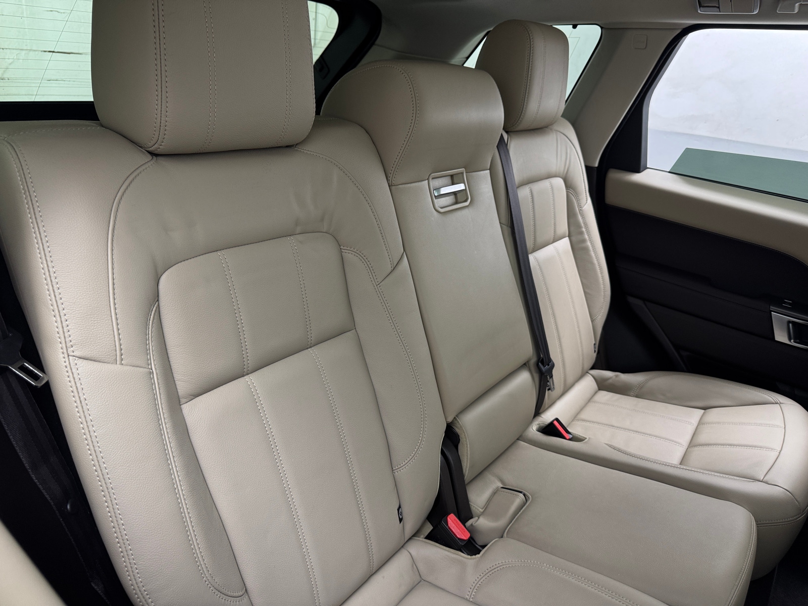 Thumbnail: 2018 Land Rover Range Rover Sport - 5