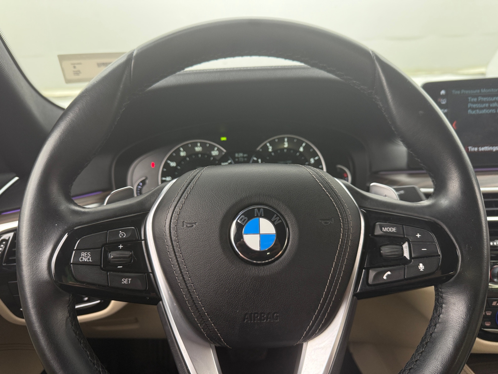 Thumbnail: 2017 BMW 5 Series - 4