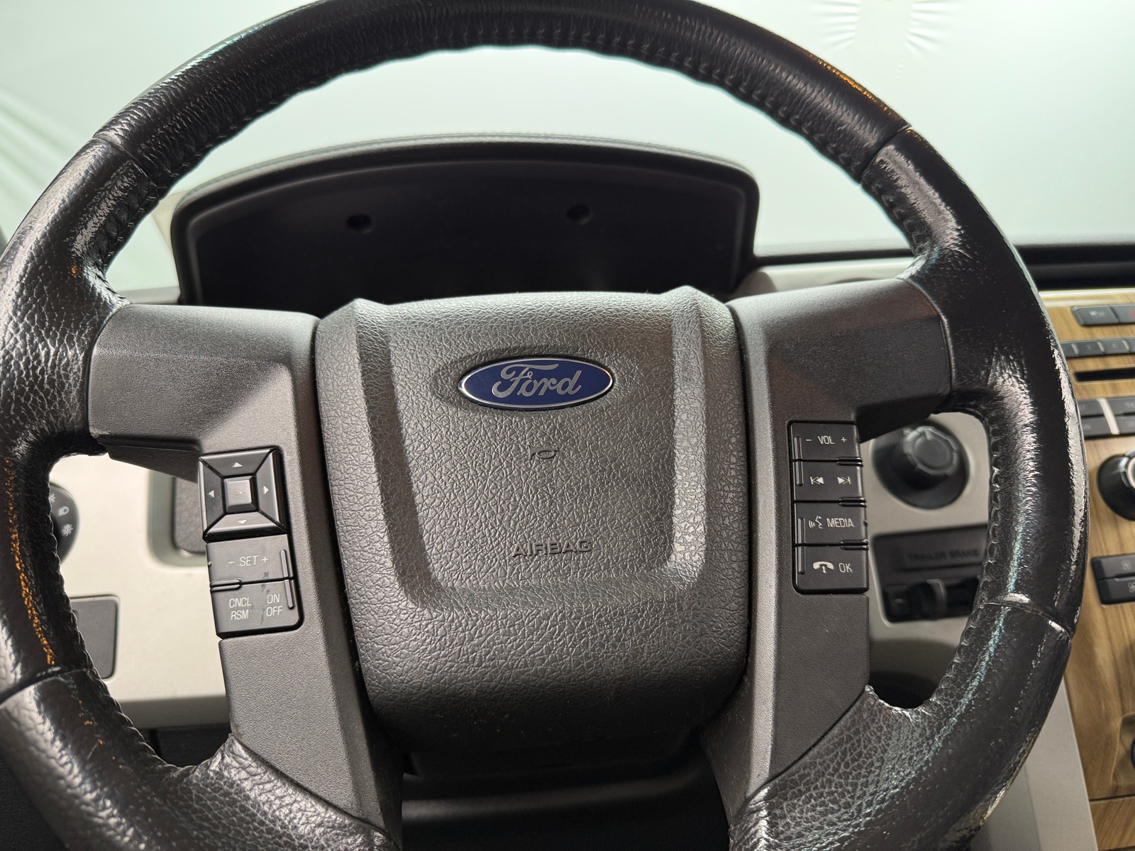 Thumbnail: 2011 Ford Econoline - 4