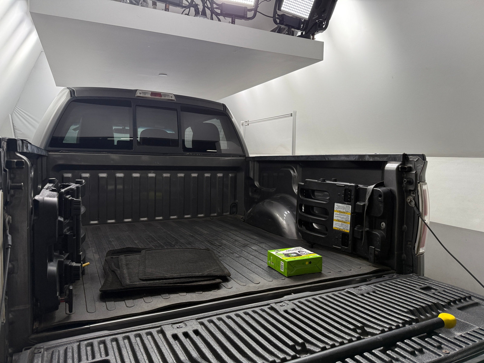 Thumbnail: 2011 Ford Econoline - 6