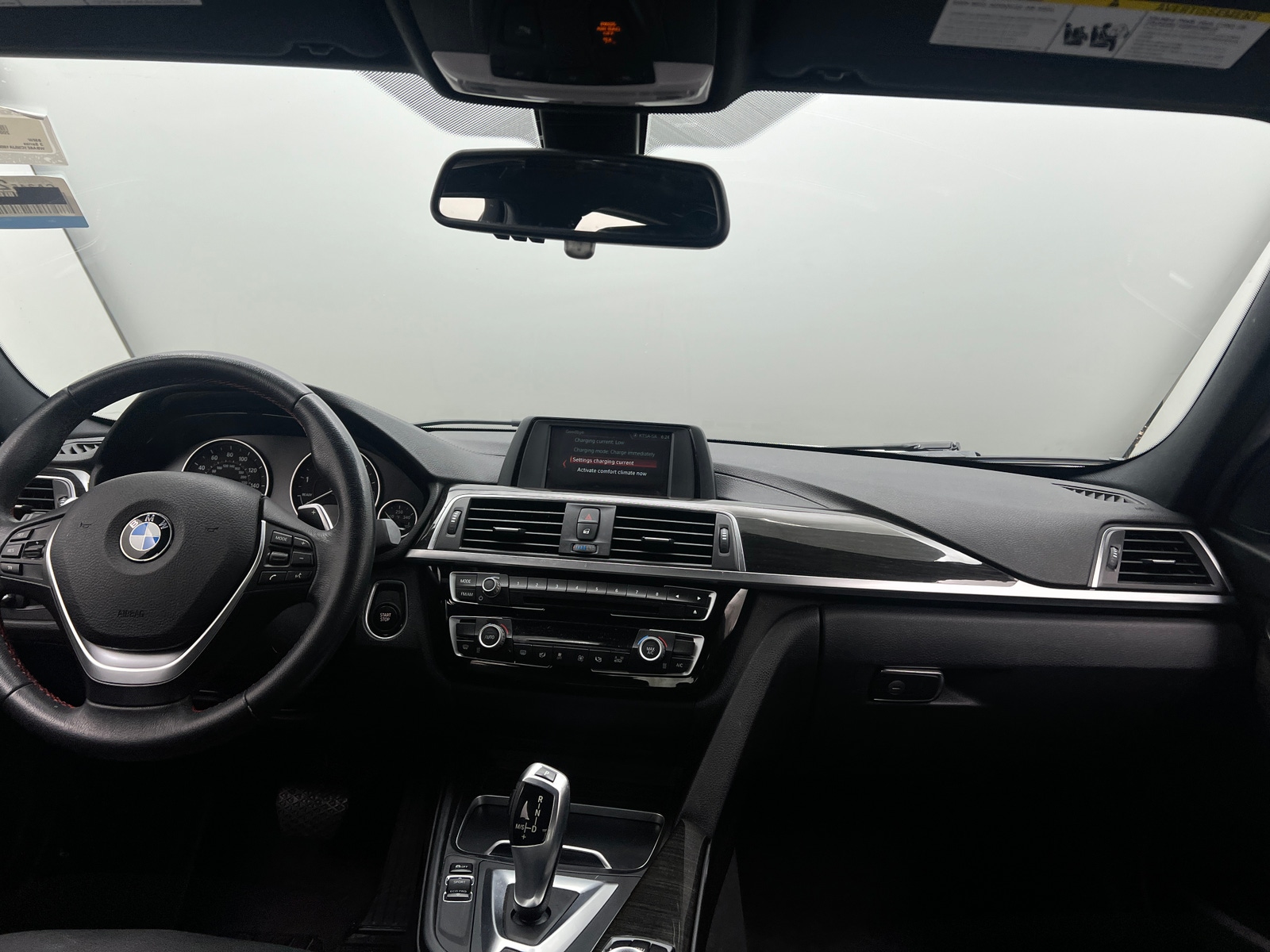 Thumbnail: 2018 BMW 3 Series - 2