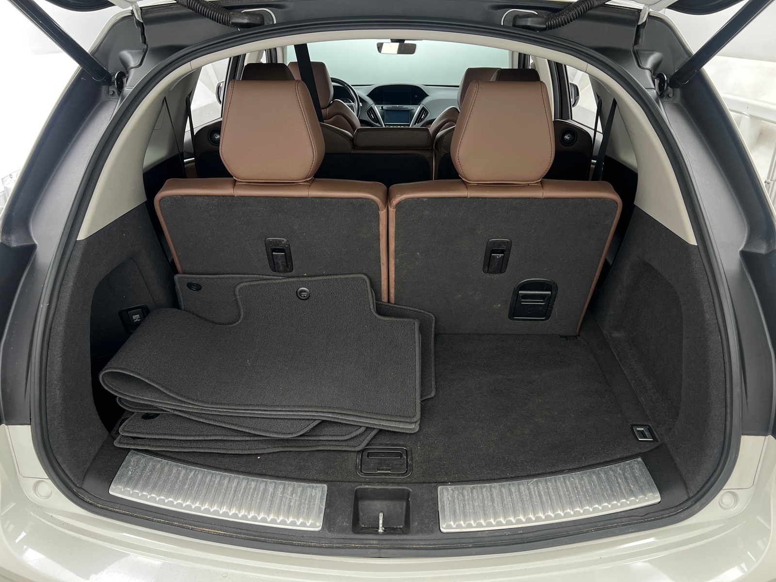 Thumbnail: 2019 Acura MDX - 6