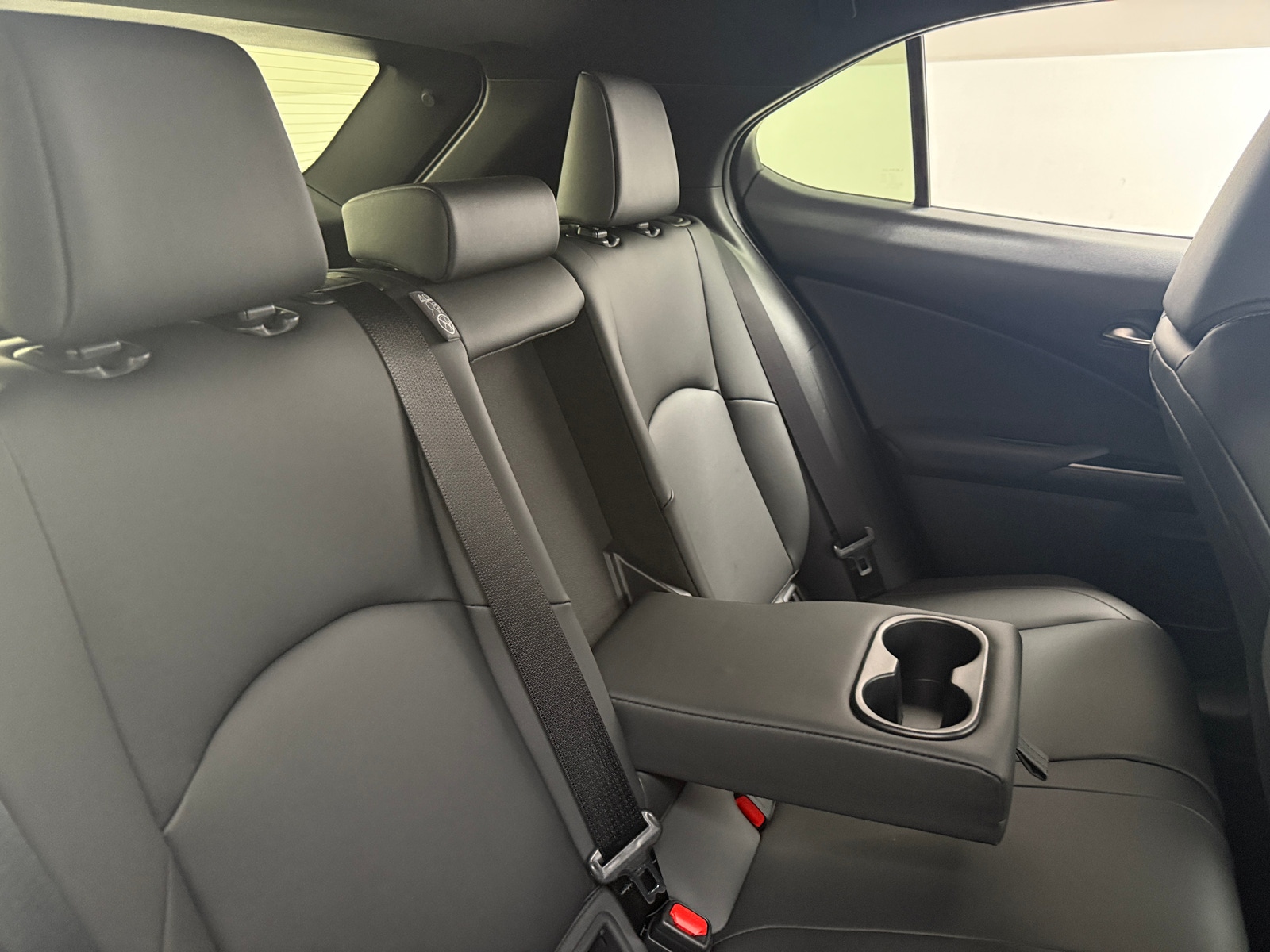 Thumbnail: 2025 Lexus UX - 5
