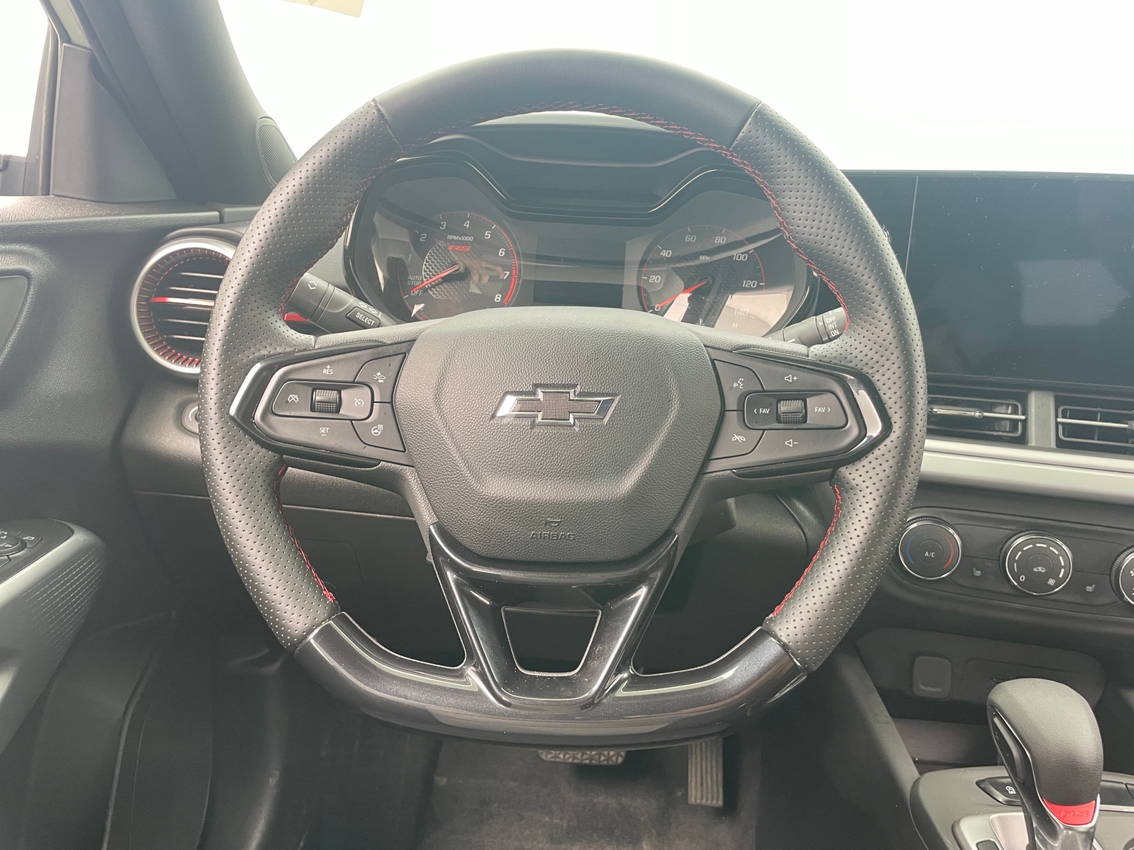 Thumbnail: 2024 Chevrolet Trax - 5