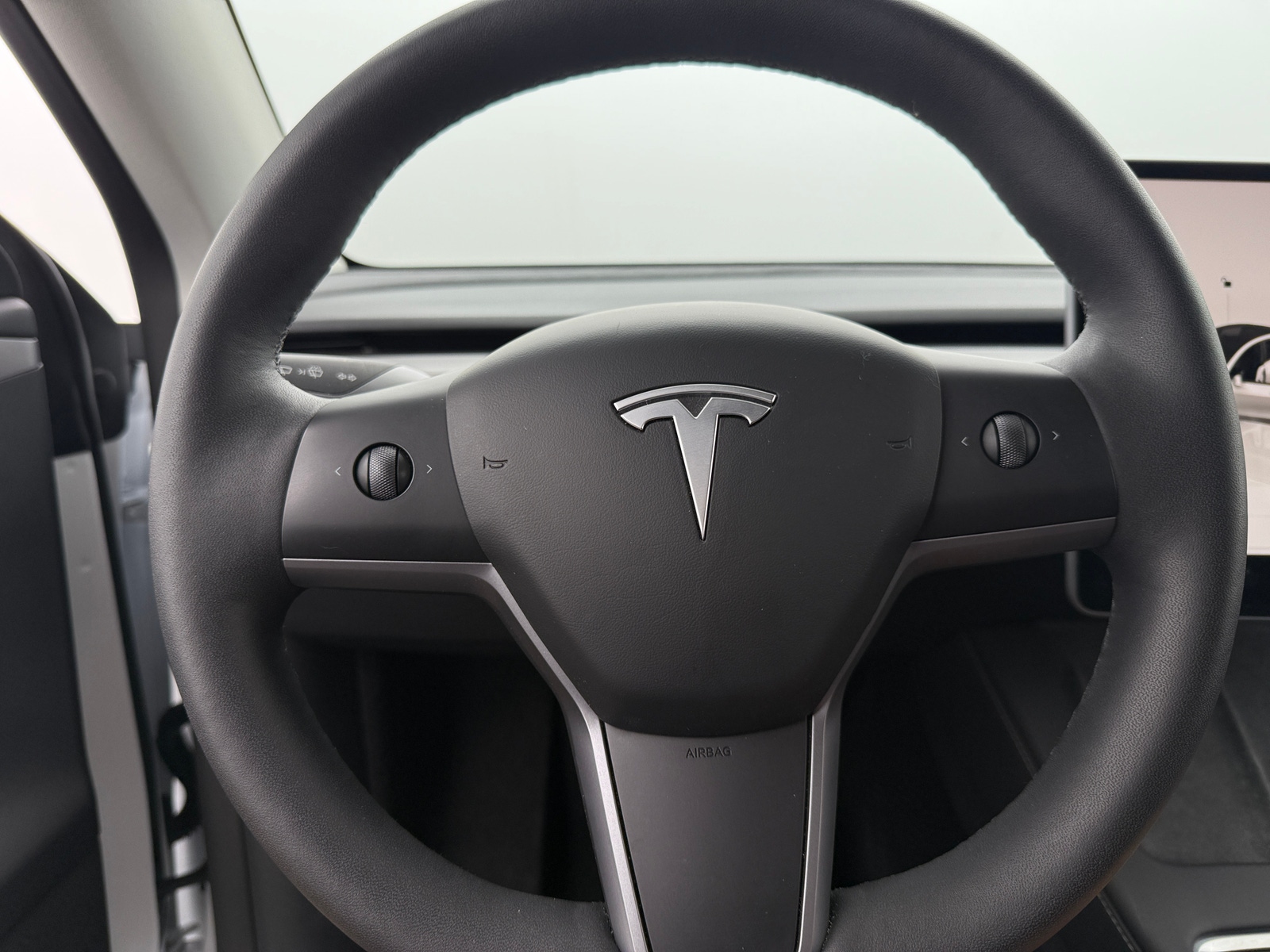 Thumbnail: 2023 Tesla Model Y - 4