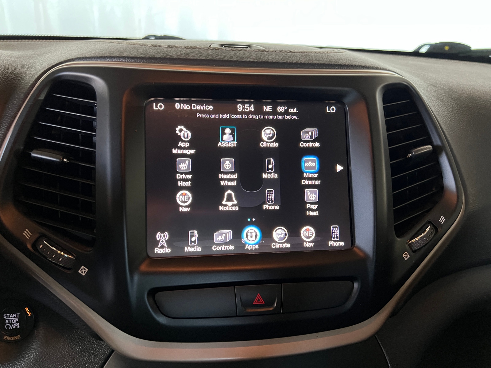Thumbnail: 2015 Jeep Cherokee - 3