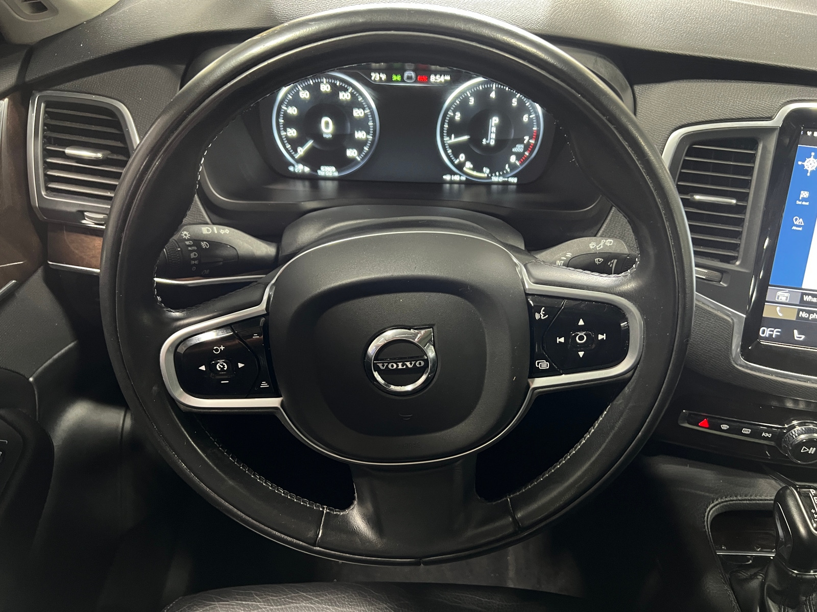 Thumbnail: 2019 Volvo XC90 - 4