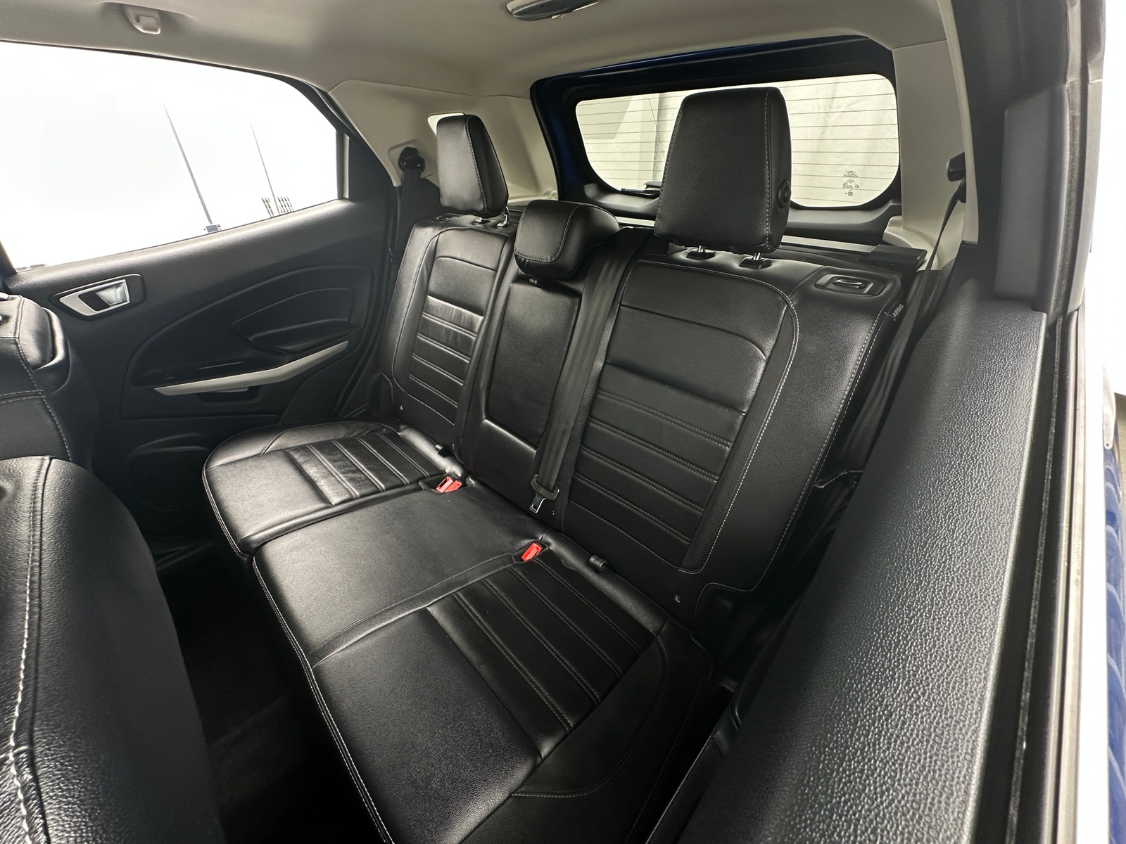 Thumbnail: 2018 Ford EcoSport - 5
