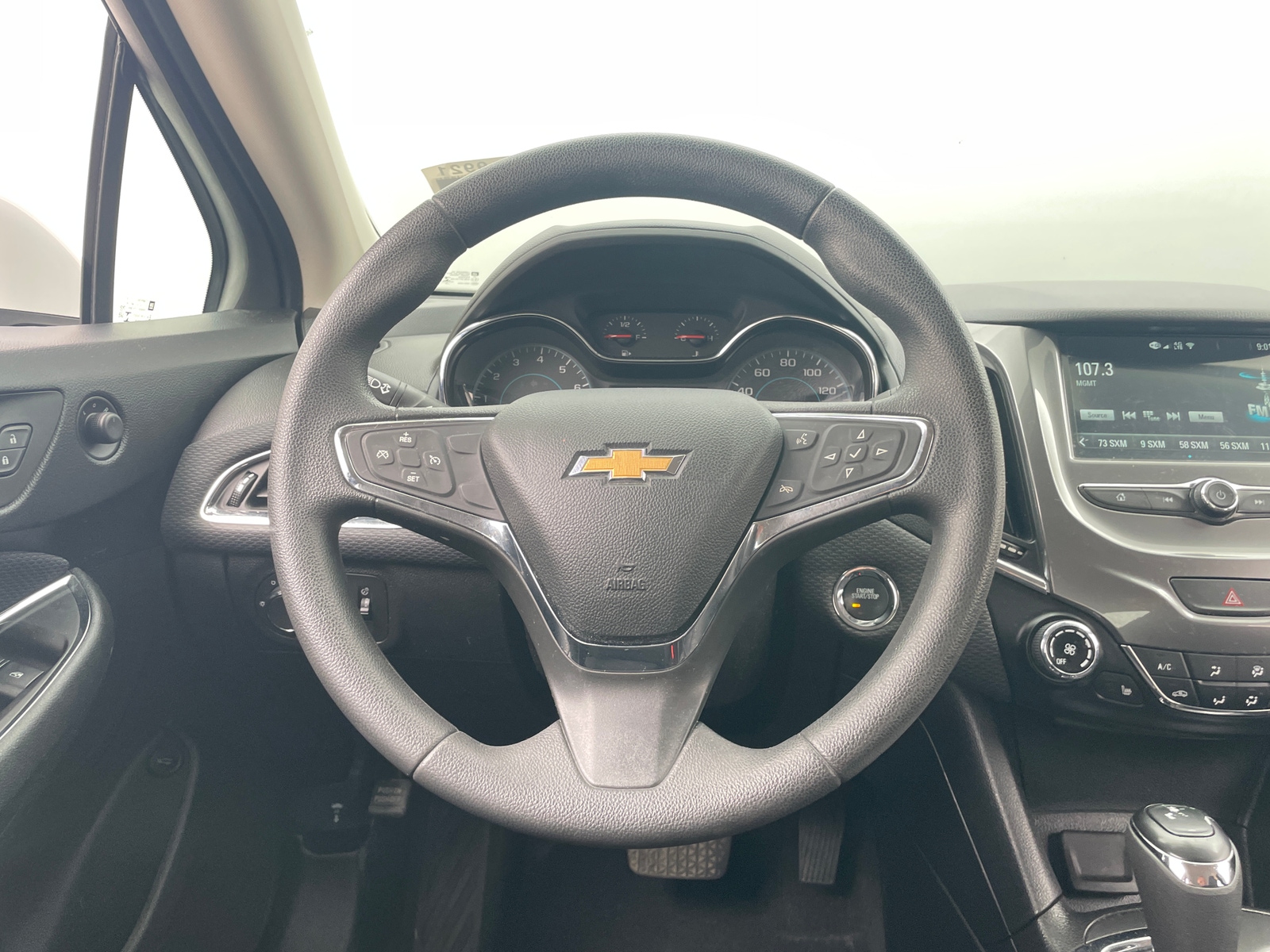 Thumbnail: 2018 Chevrolet Cruze - 5