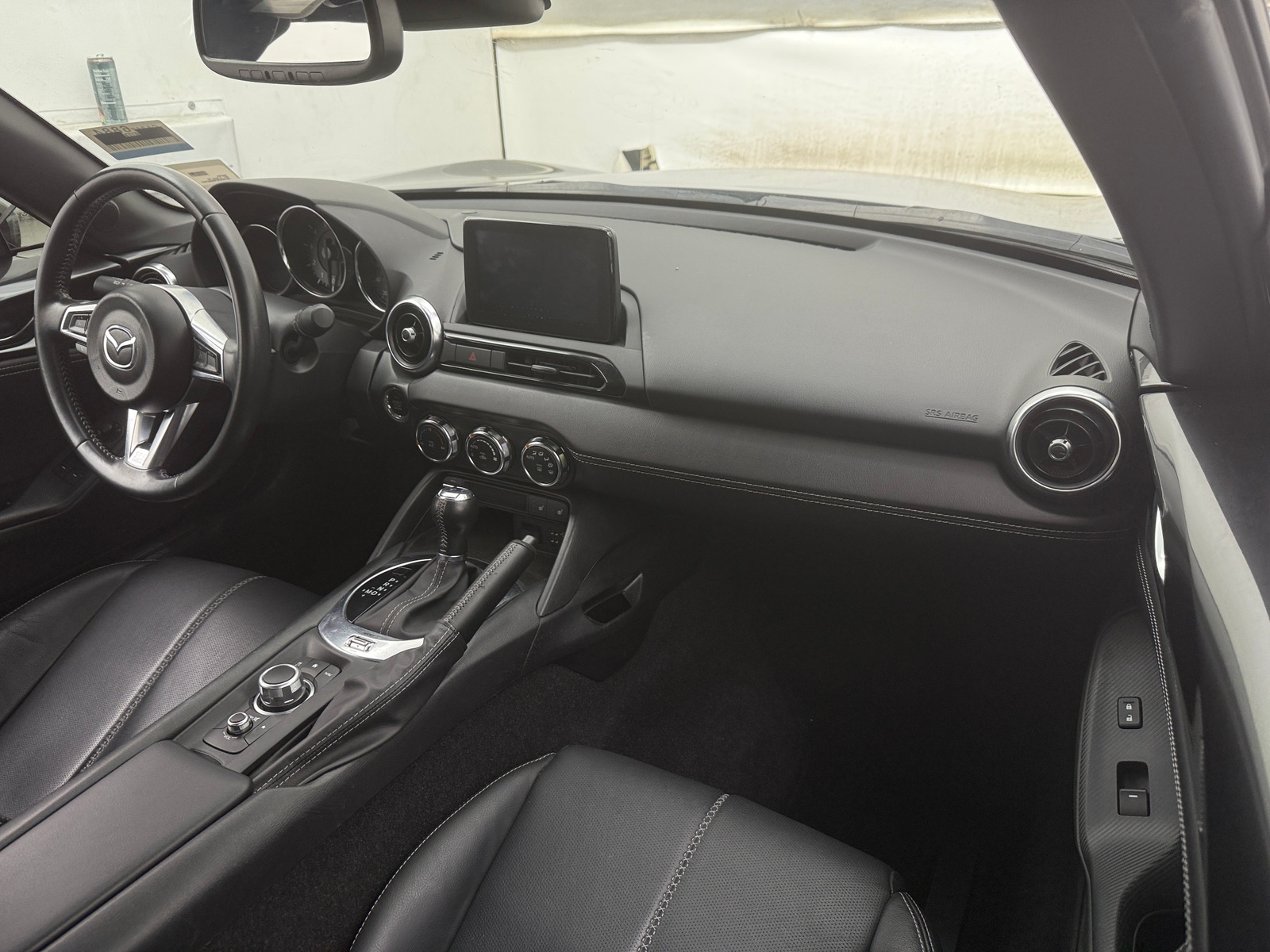 Thumbnail: 2022 Mazda MX-5 Miata - 2
