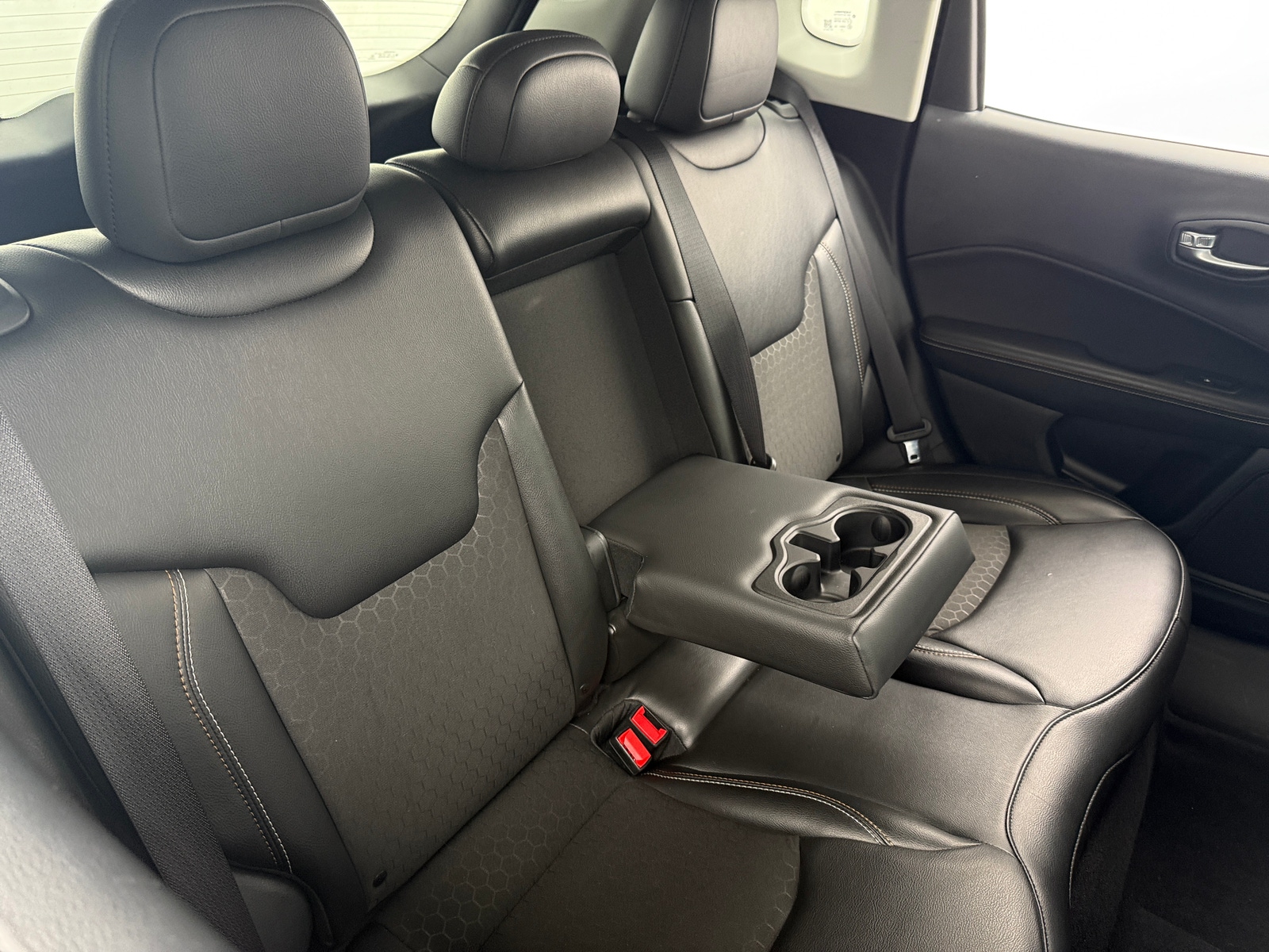 Thumbnail: 2020 Jeep Compass - 6