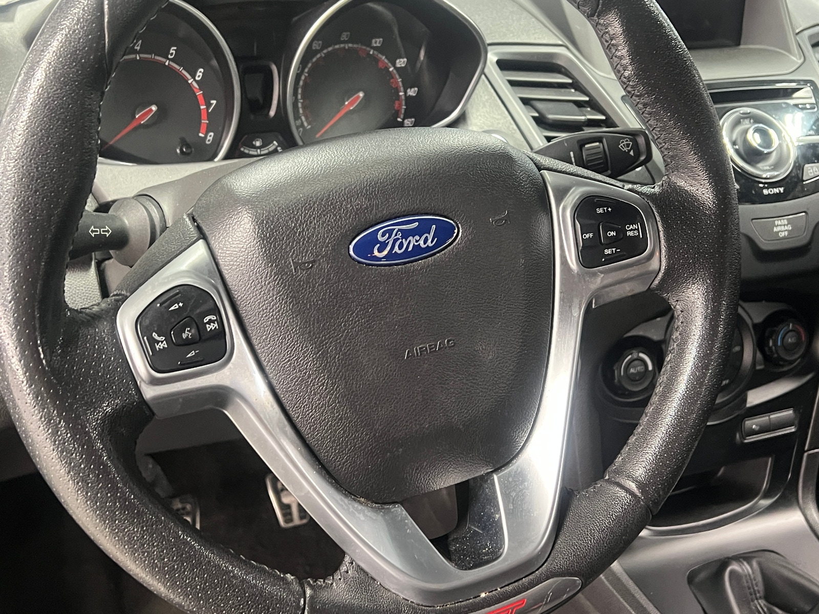 Thumbnail: 2018 Ford Fiesta - 5
