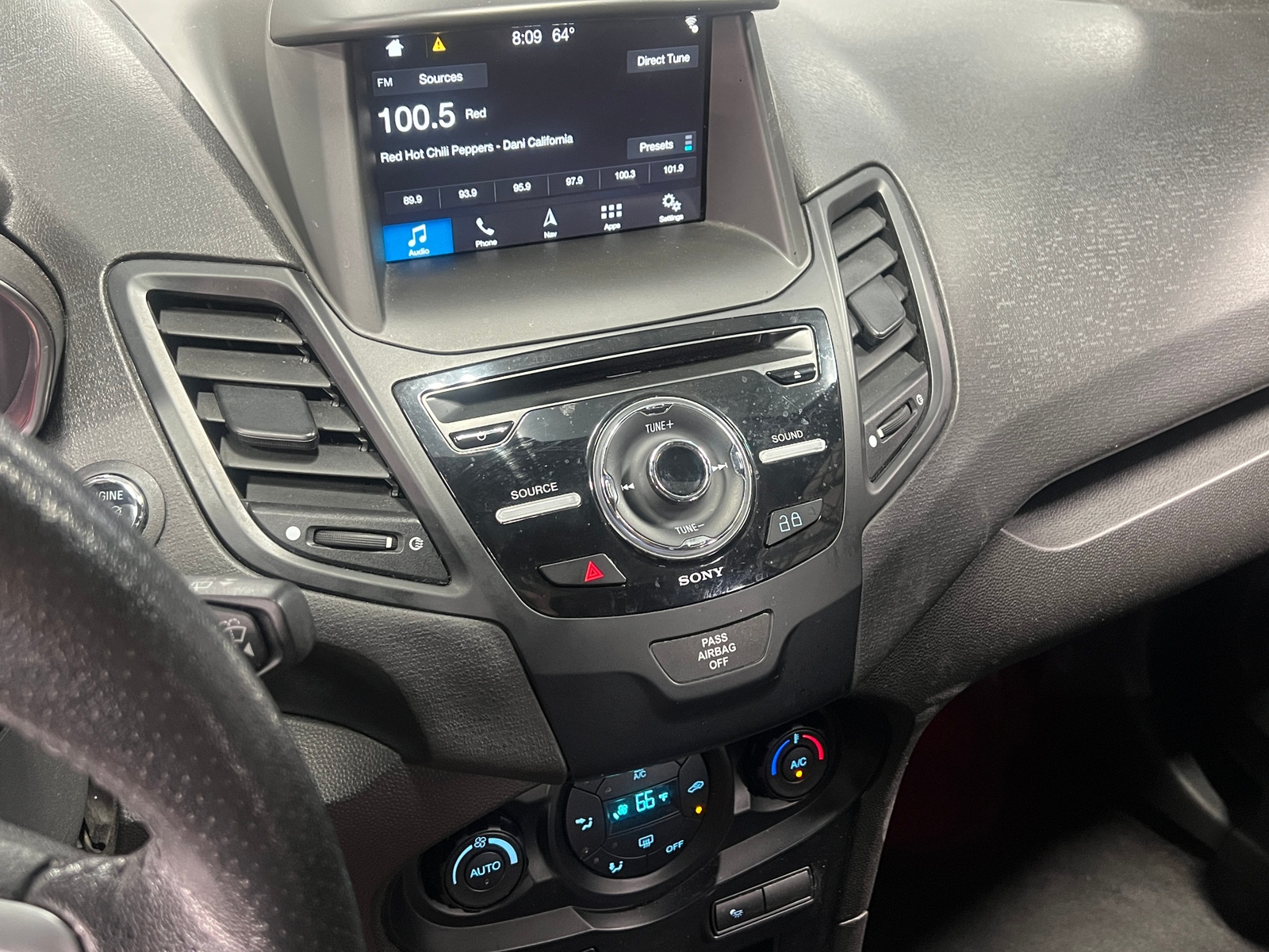 Thumbnail: 2018 Ford Fiesta - 4