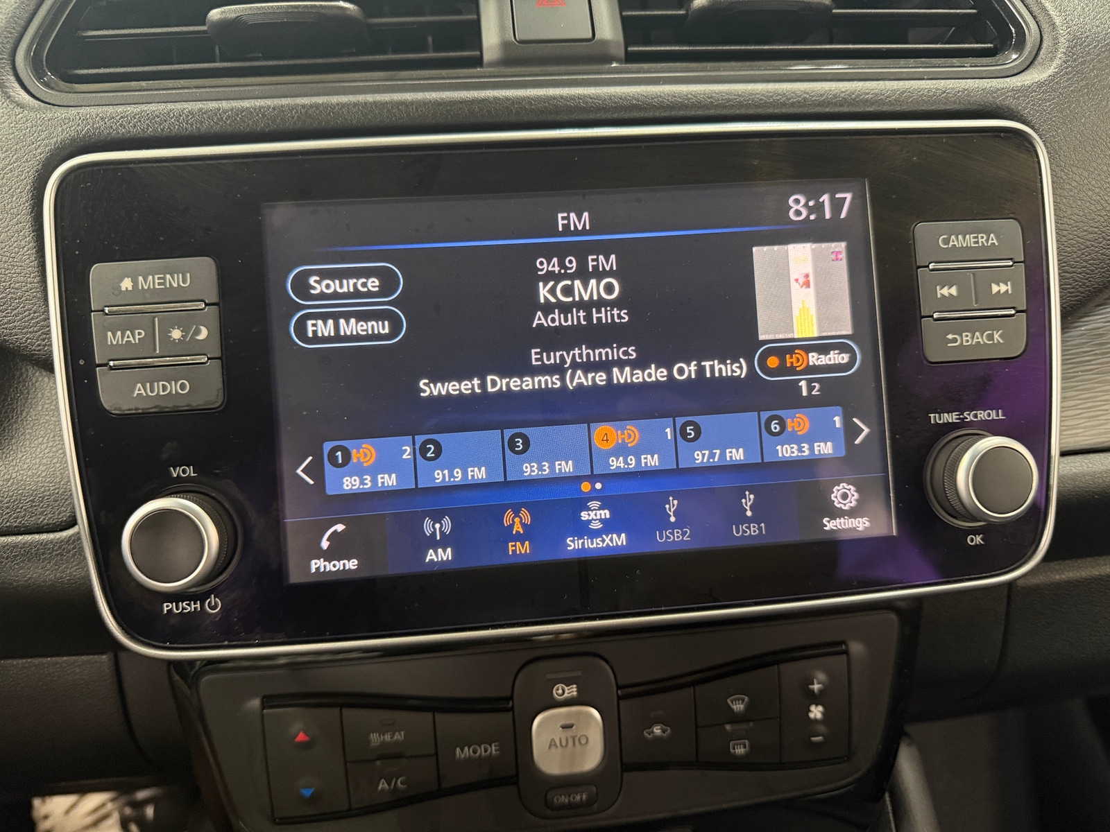 Thumbnail: 2020 Nissan Leaf - 4
