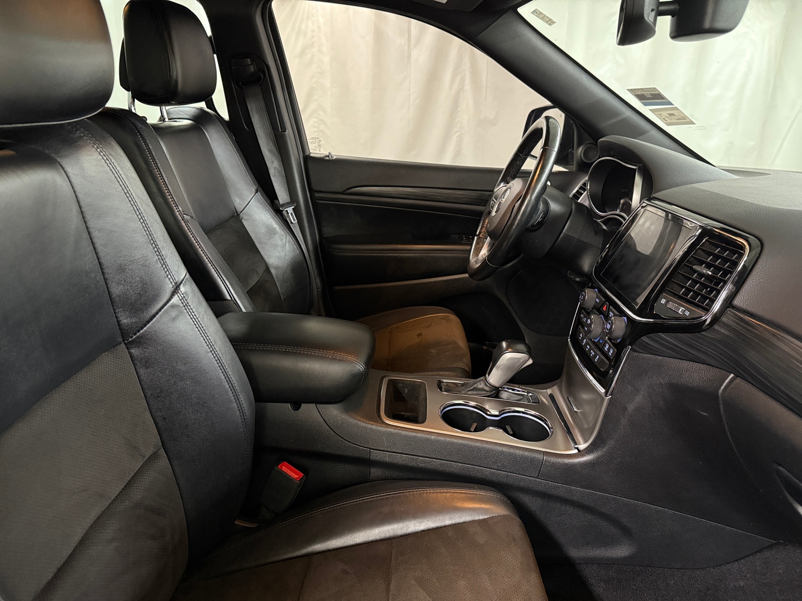 Thumbnail: 2020 Jeep Grand Cherokee - 2