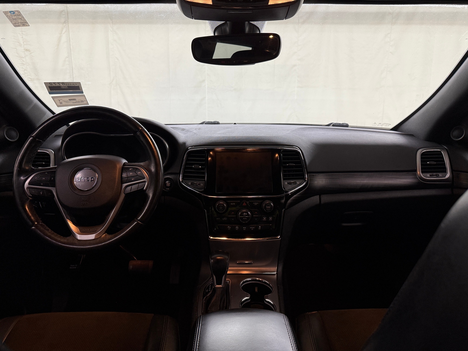 Thumbnail: 2020 Jeep Grand Cherokee - 3