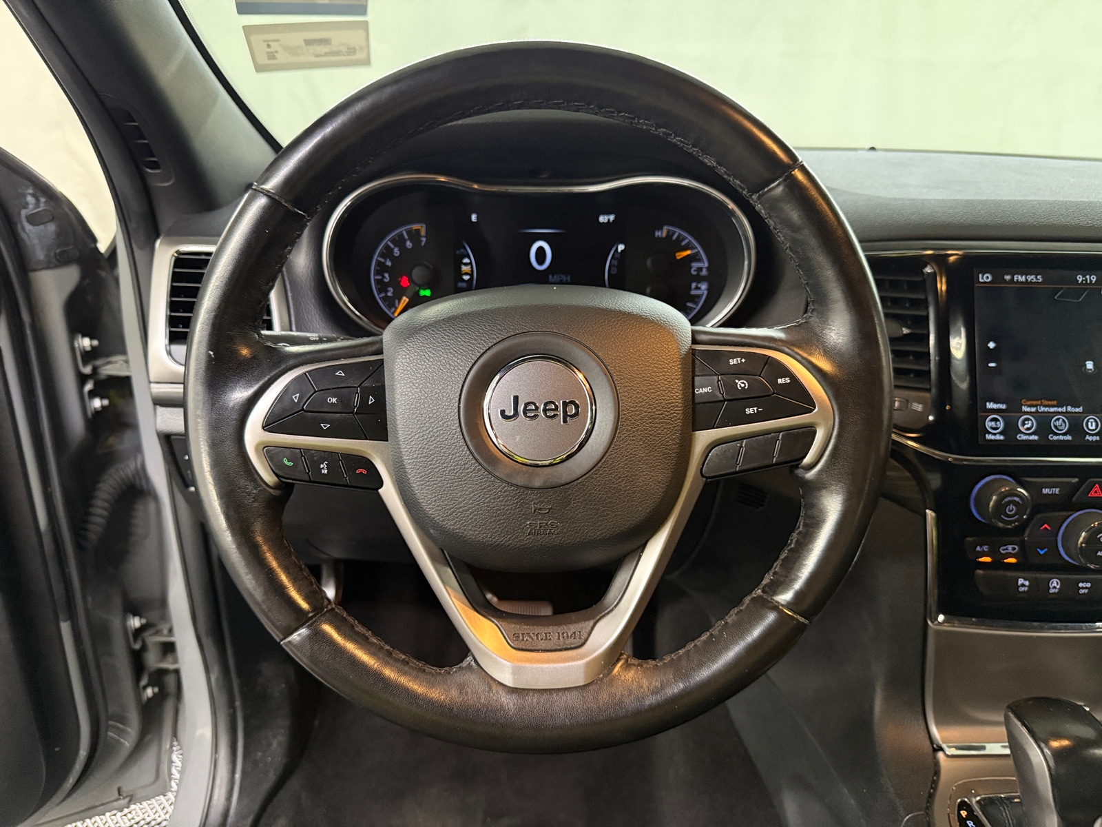 Thumbnail: 2020 Jeep Grand Cherokee - 5