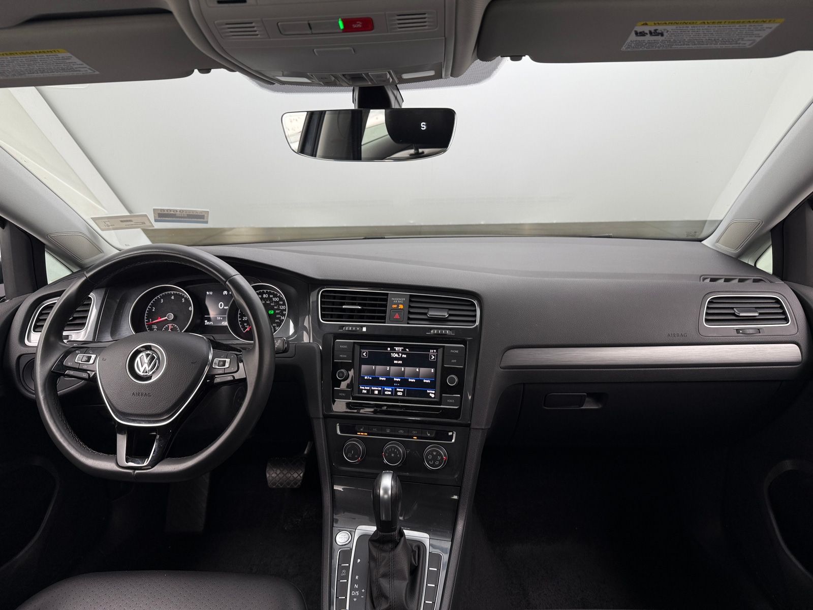 Thumbnail: 2020 Volkswagen Golf - 2