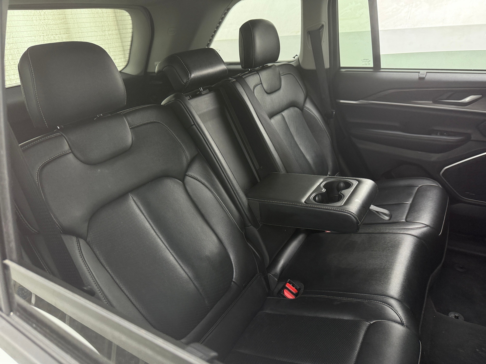 Thumbnail: 2022 Jeep Grand Cherokee - 5