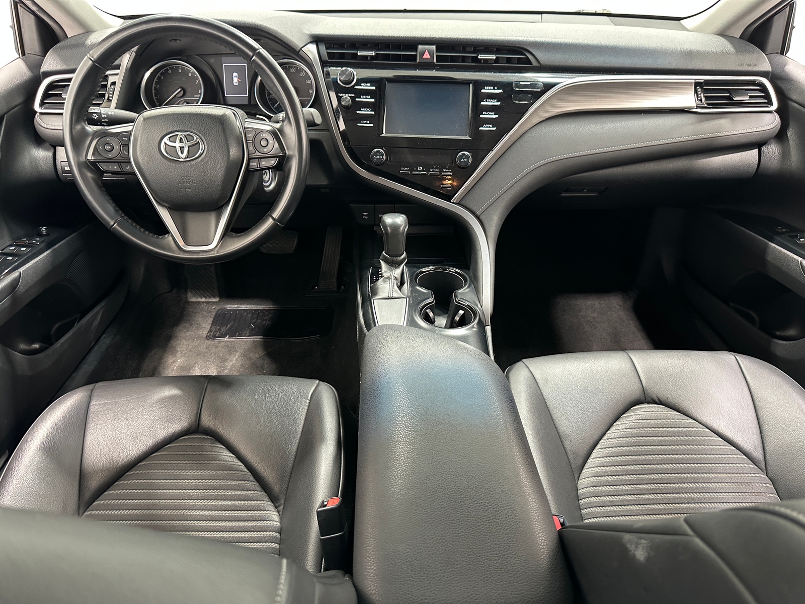Thumbnail: 2018 Toyota Camry - 2