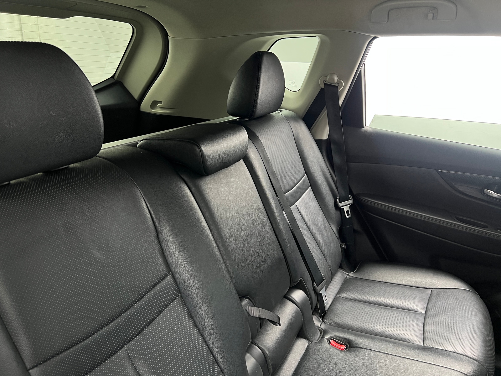 Thumbnail: 2015 Nissan Rogue - 5