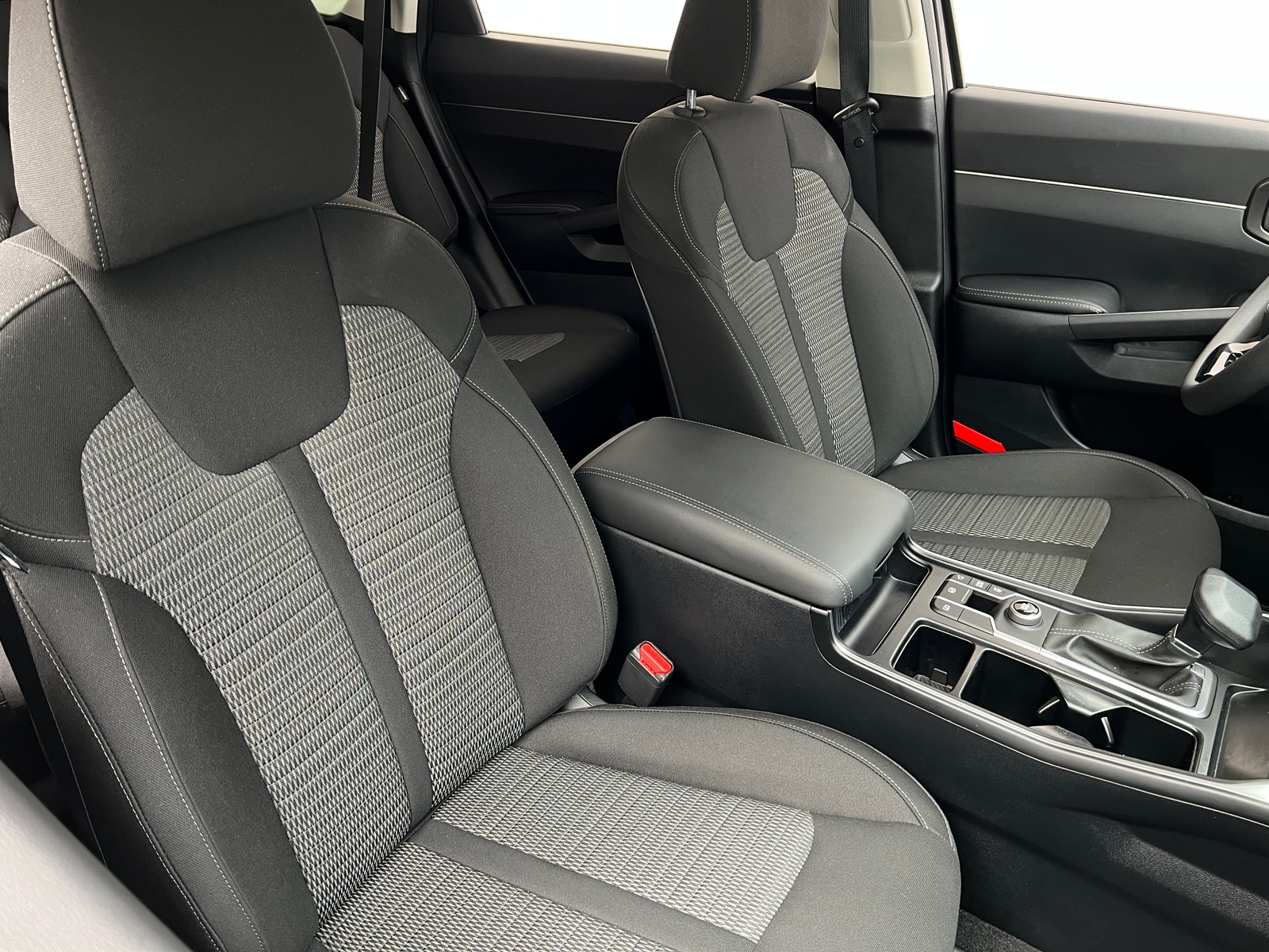 Thumbnail: 2025 Kia Sorento - 2