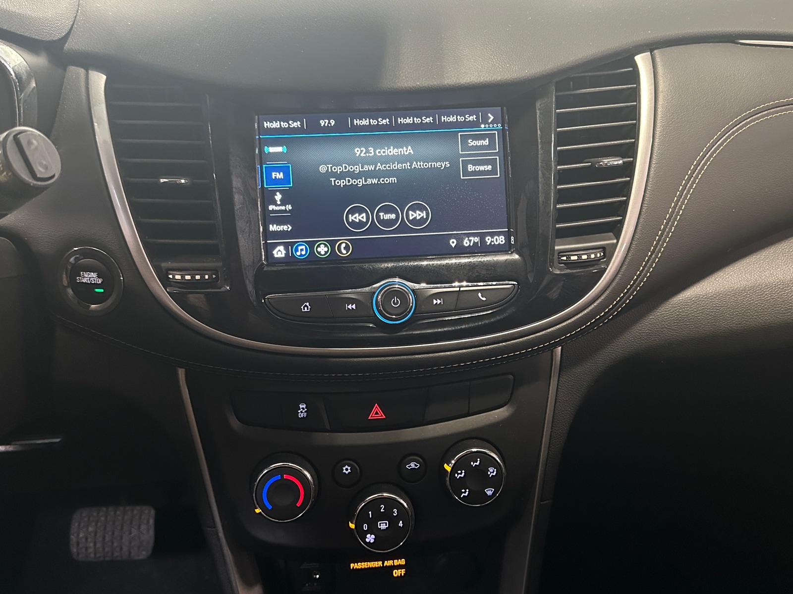 Thumbnail: 2018 Chevrolet Trax - 4