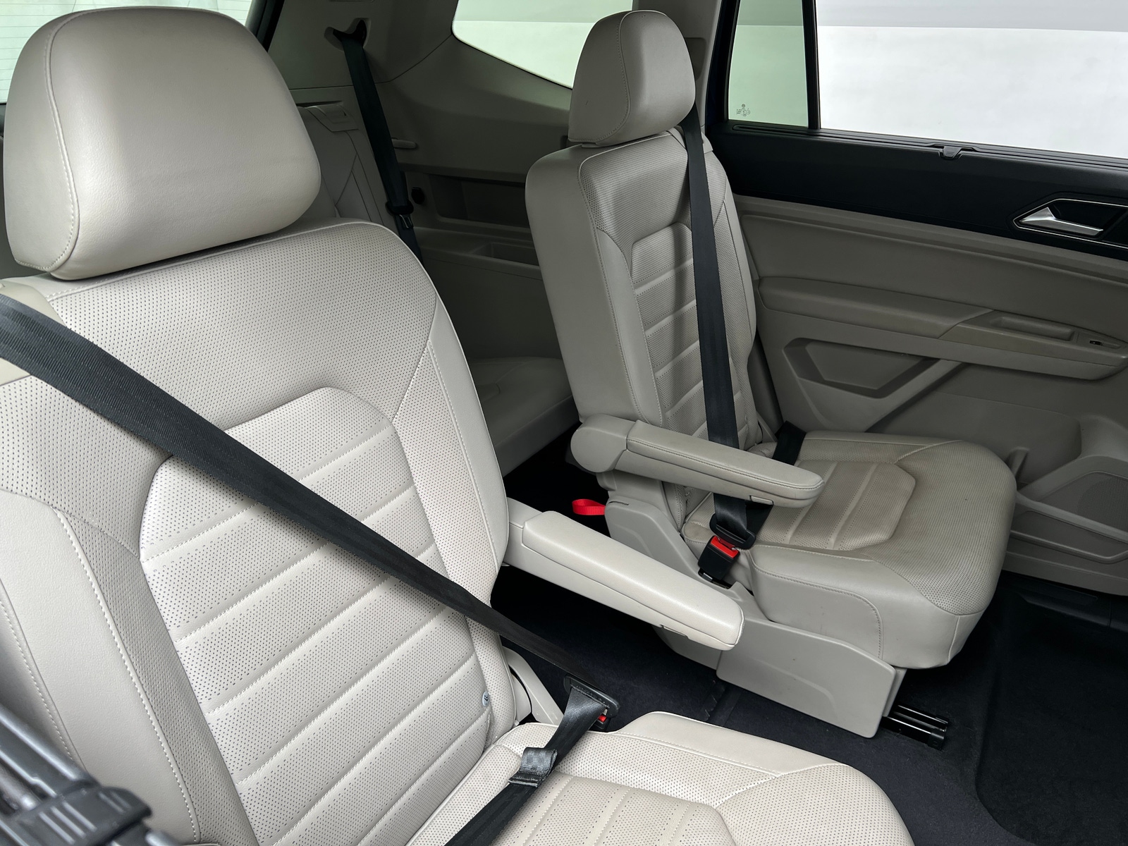 Thumbnail: 2018 Volkswagen Atlas - 5