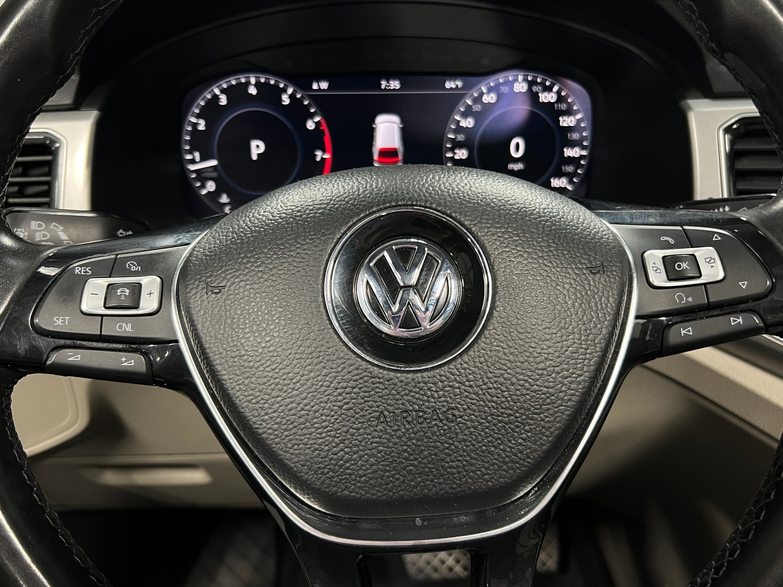 Thumbnail: 2018 Volkswagen Atlas - 4