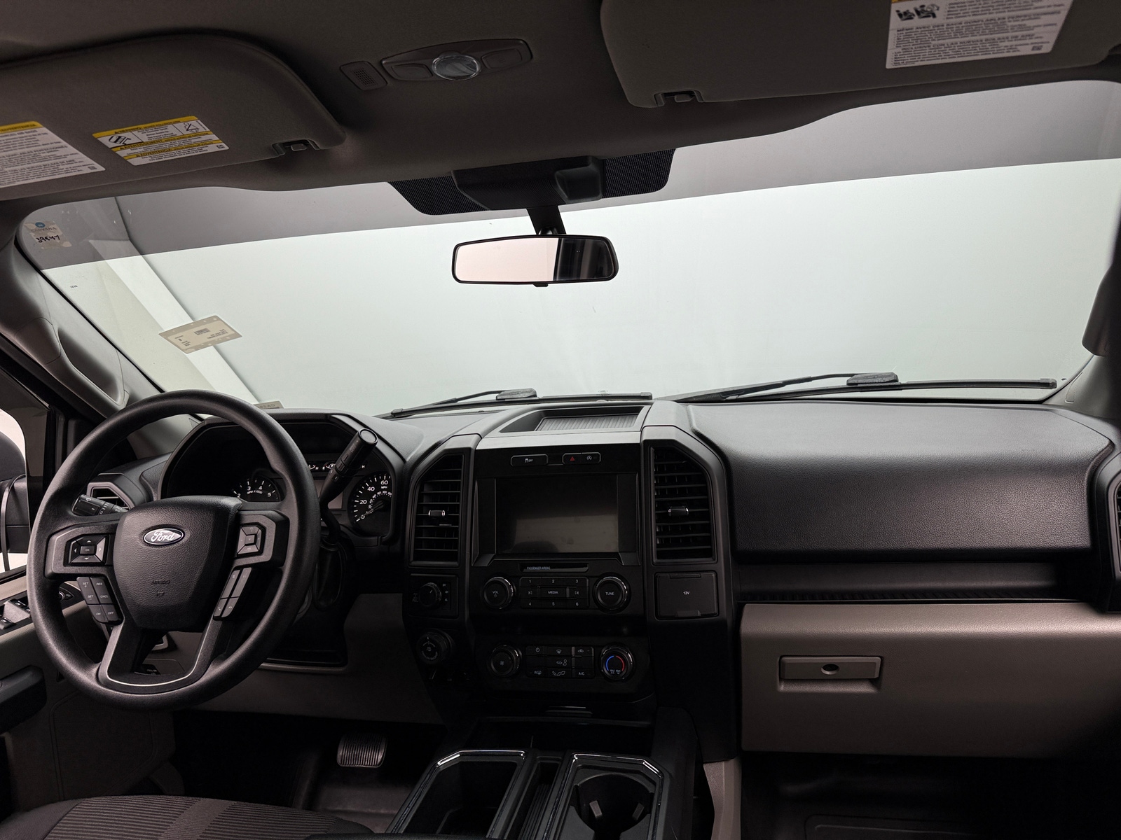 Thumbnail: 2020 Ford Econoline - 3