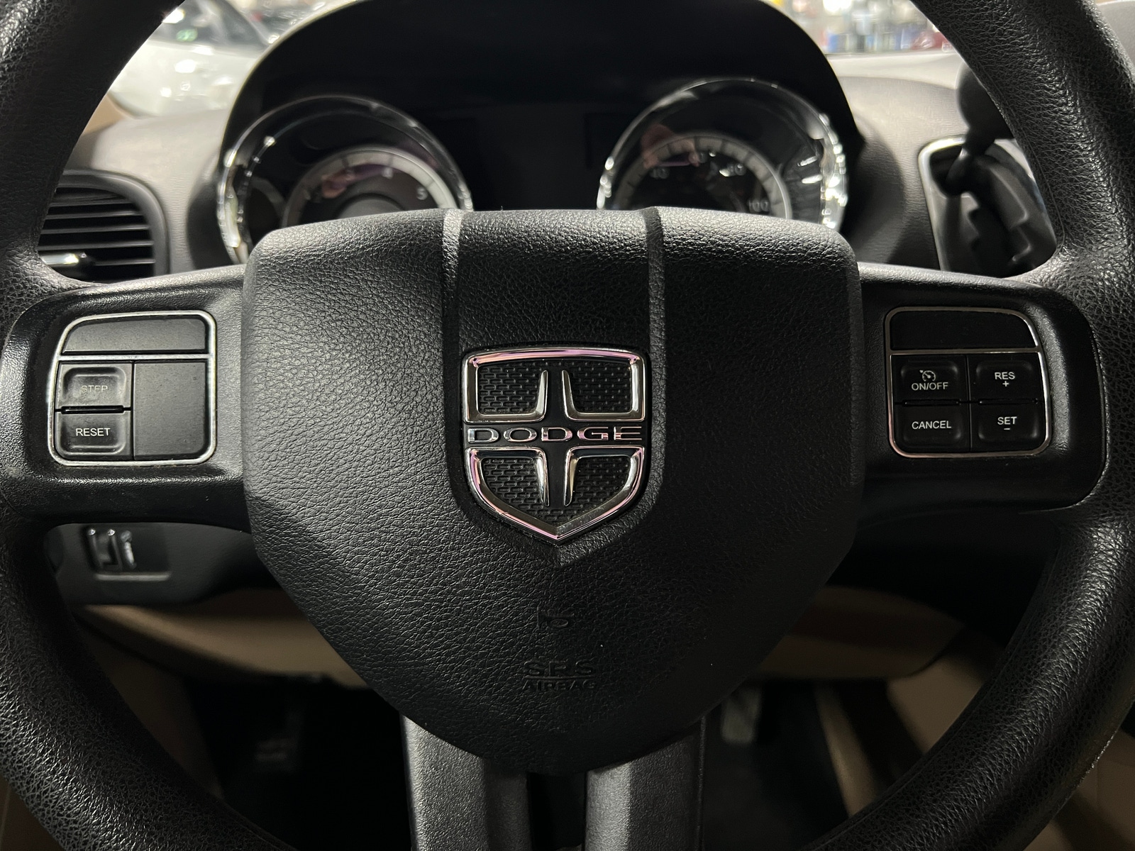 Thumbnail: 2016 Dodge Grand Caravan - 5