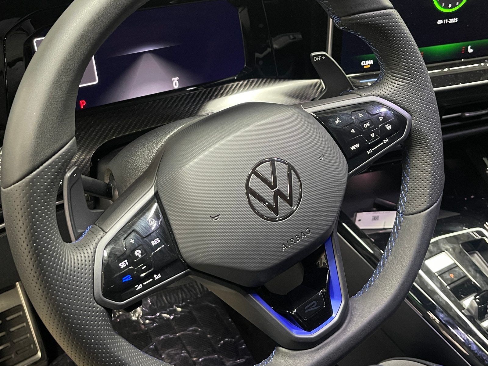 Thumbnail: 2025 Volkswagen Golf - 4