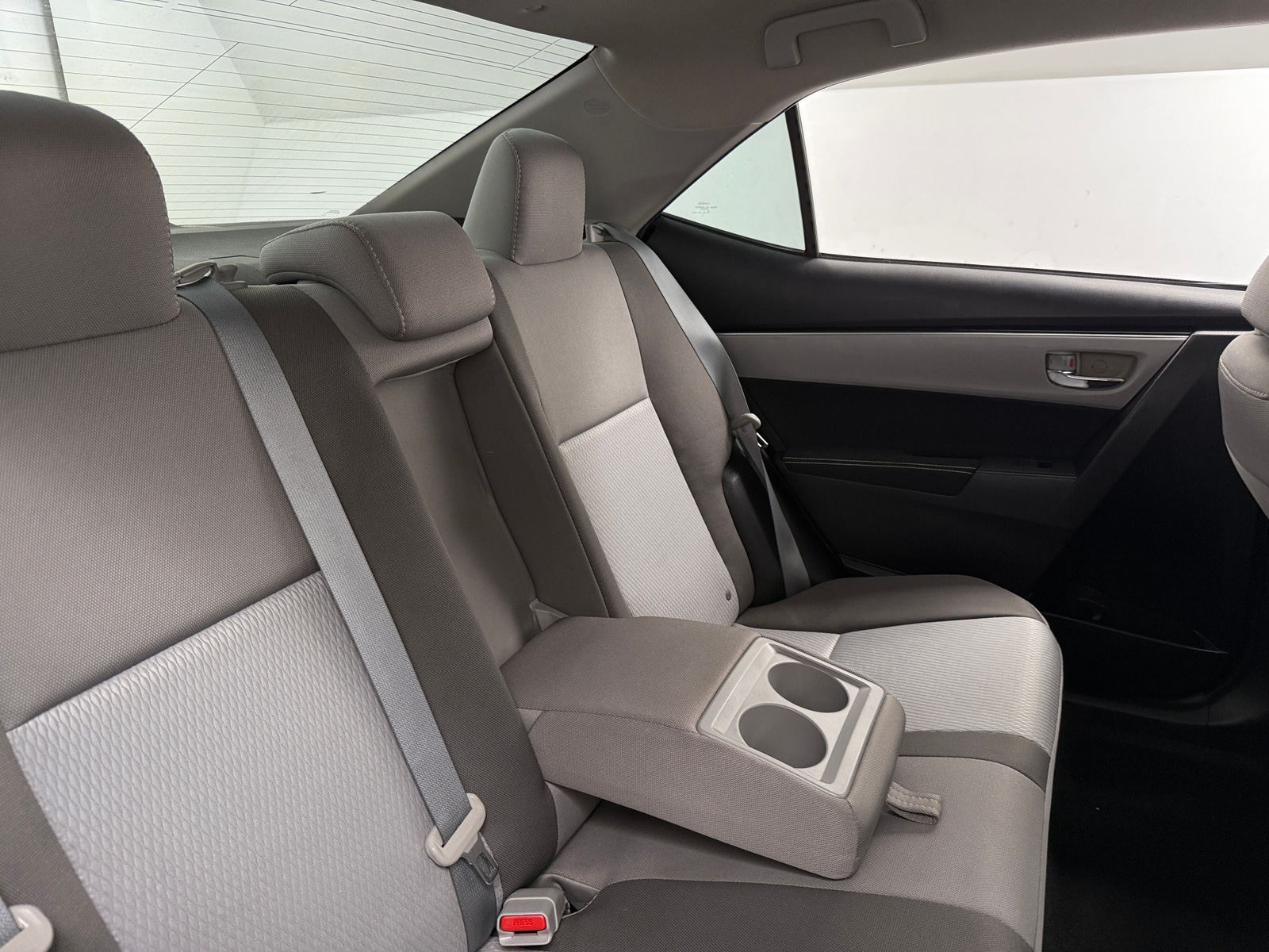 Thumbnail: 2017 Toyota Corolla - 6