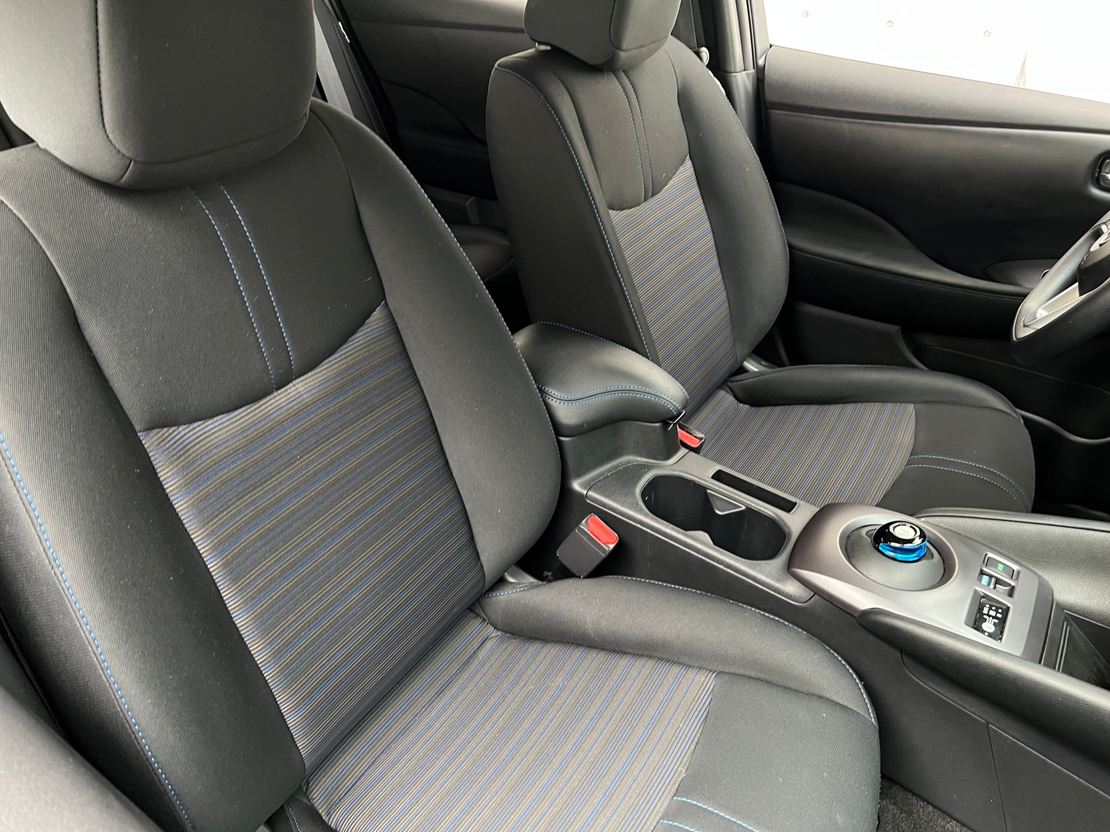 Thumbnail: 2025 Nissan Leaf - 2