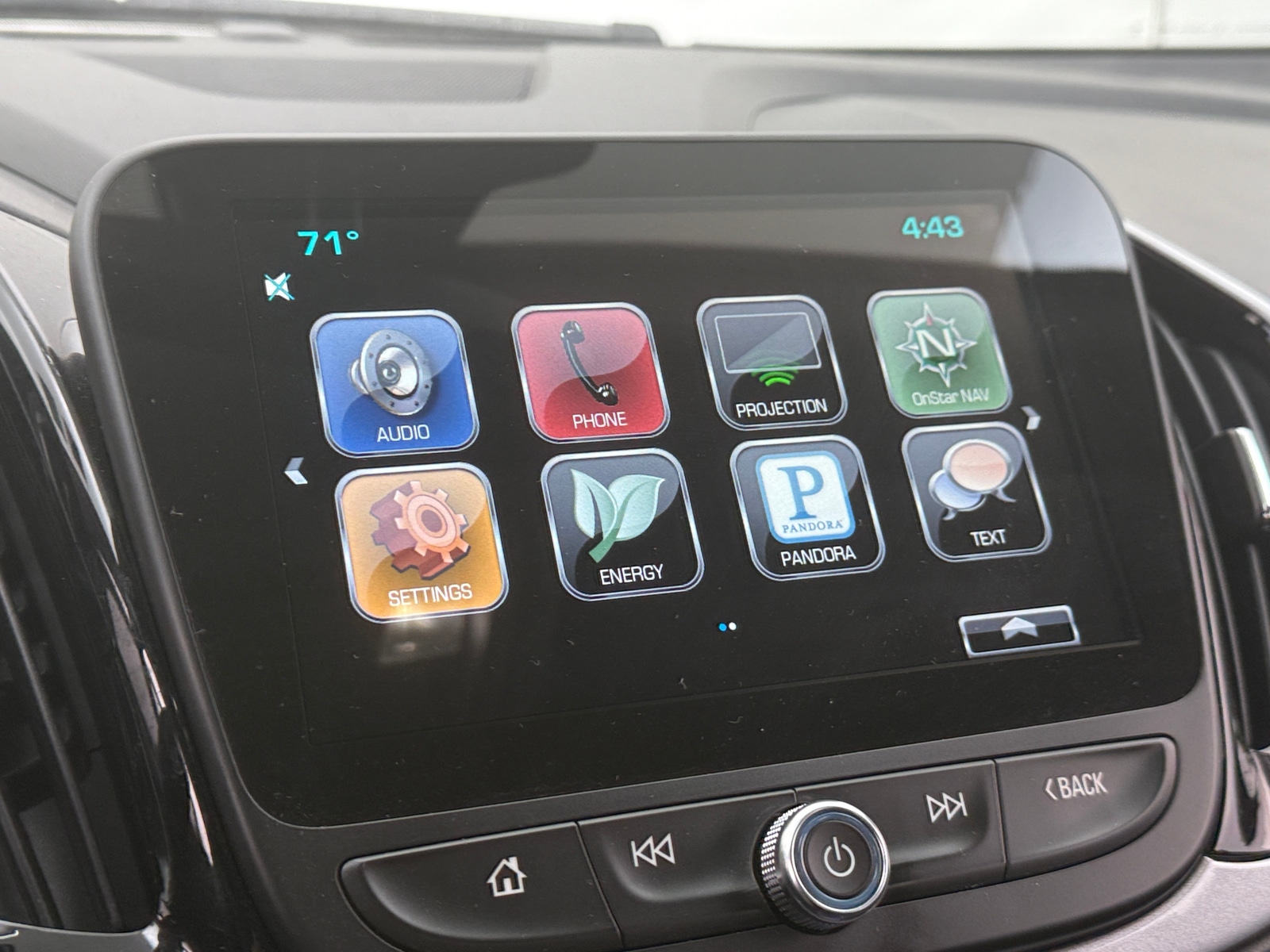 Thumbnail: 2016 Chevrolet Volt - 4