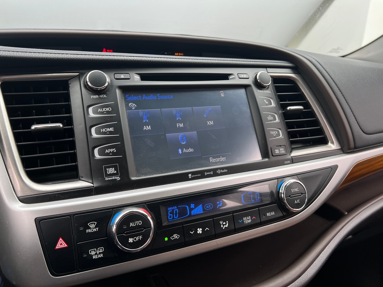 Thumbnail: 2019 Toyota Highlander - 3