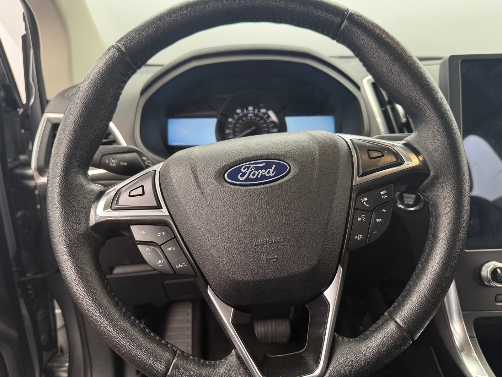 Thumbnail: 2024 Ford Edge - 4
